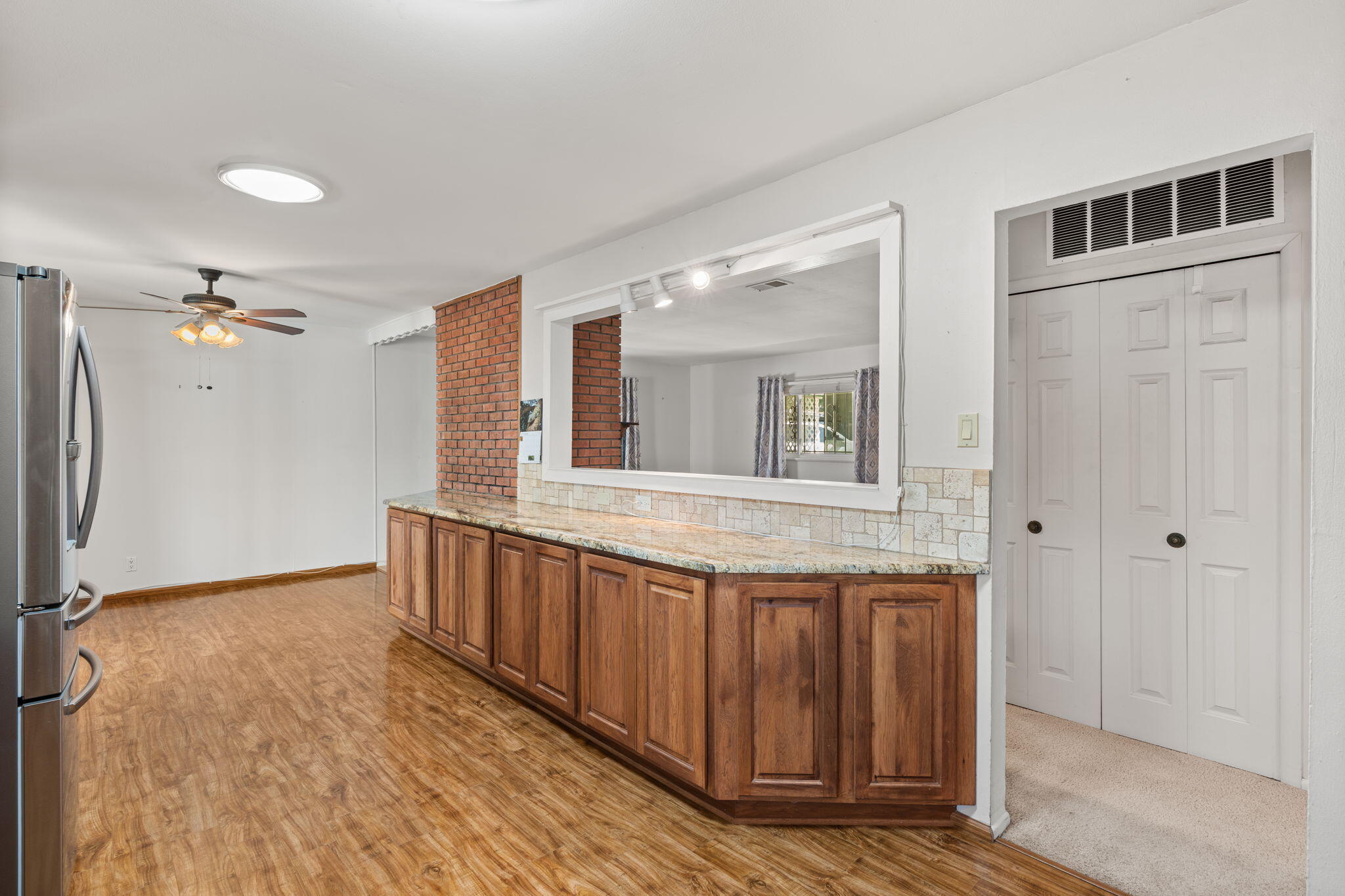 1501 ELIZABETH Street NE