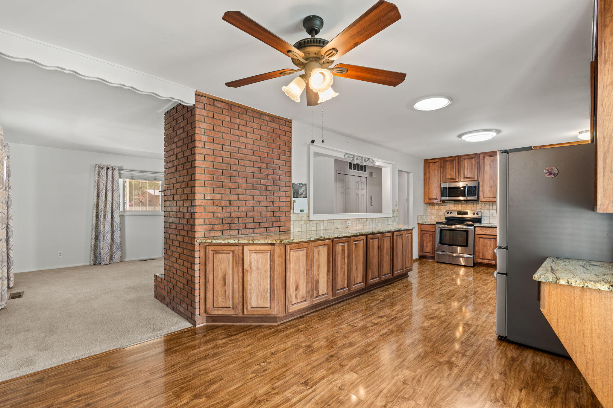 1501 ELIZABETH Street NE