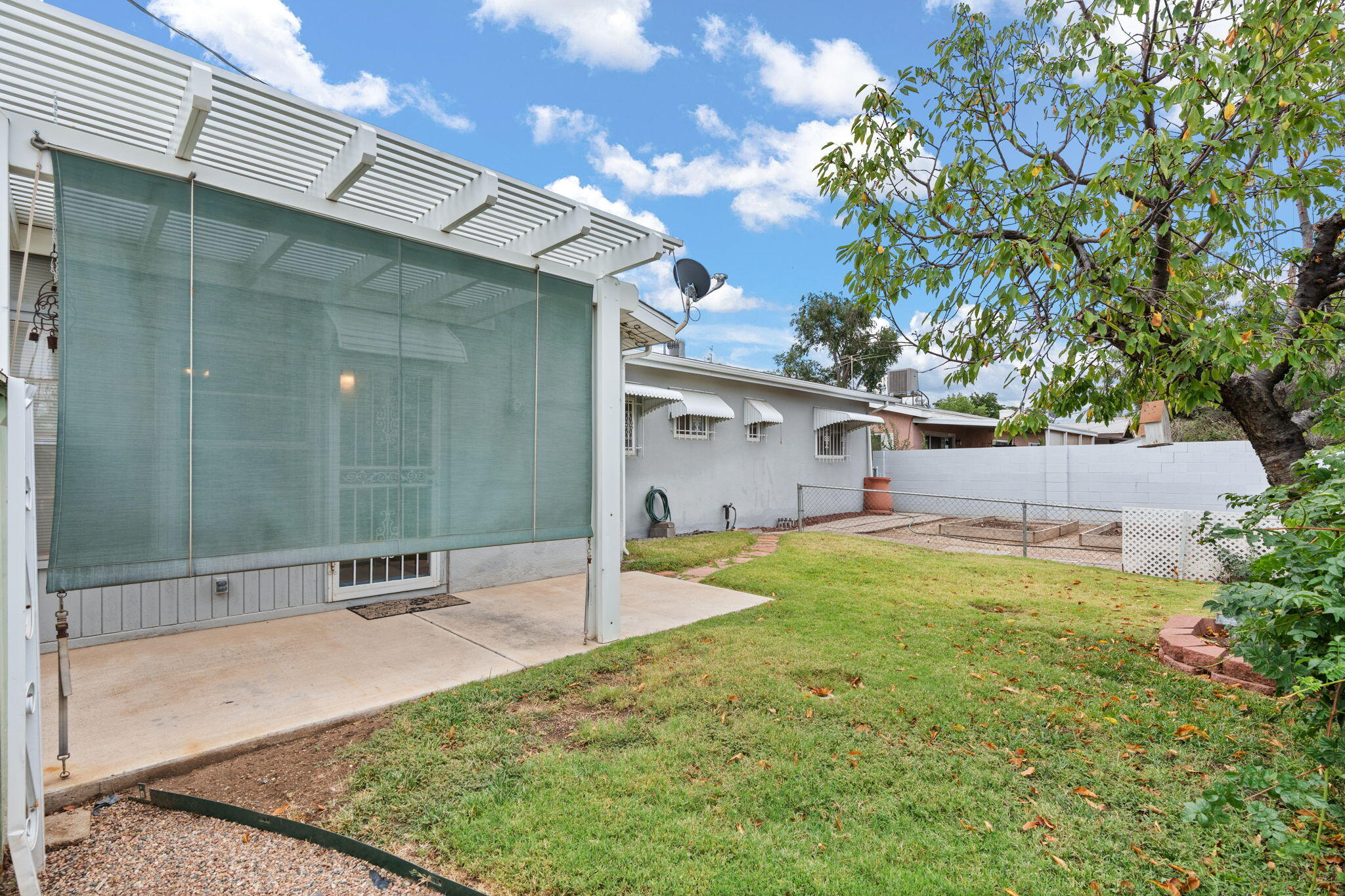 1501 ELIZABETH Street NE