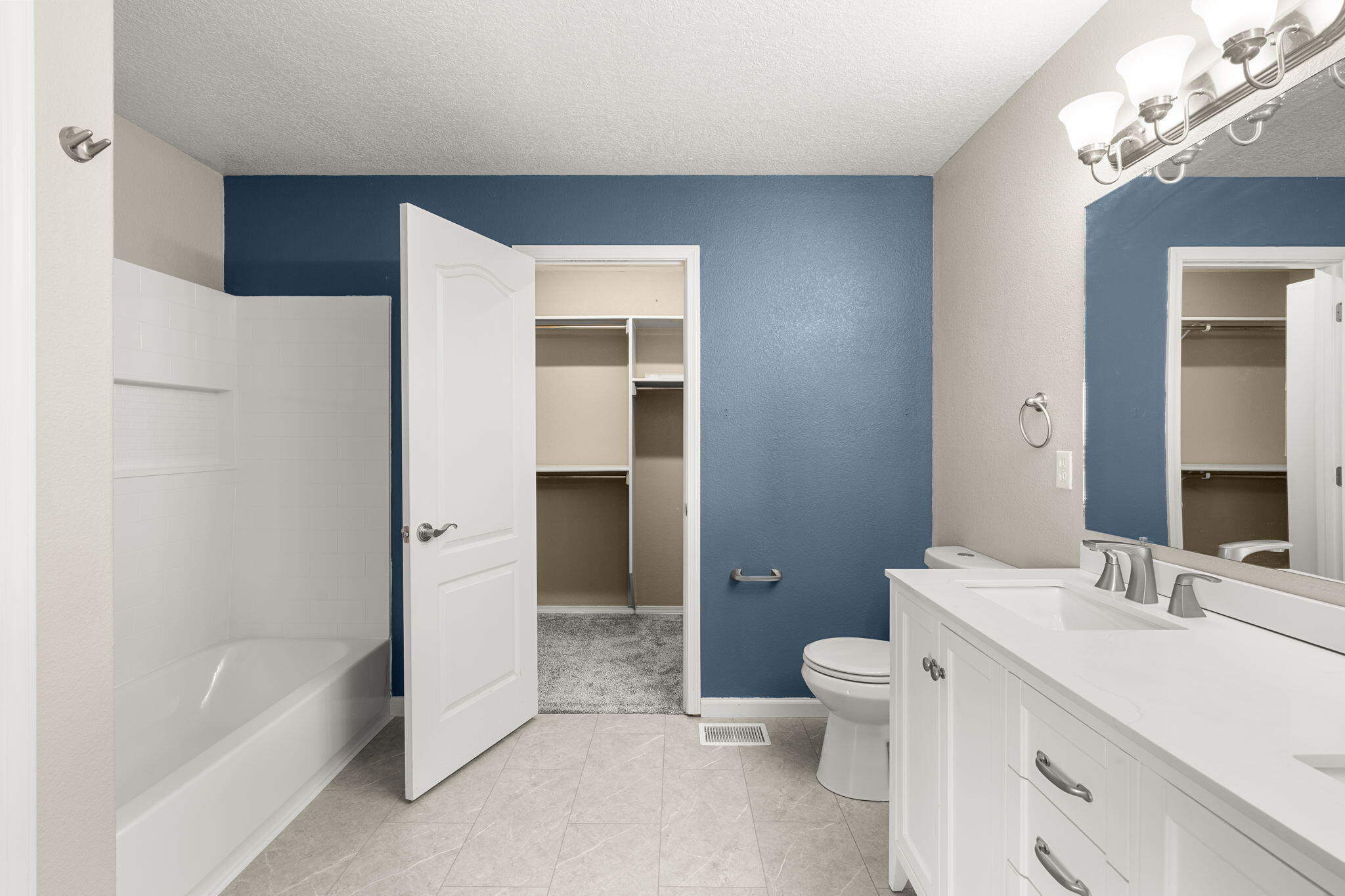 1301 SEPULVEDA Avenue NE