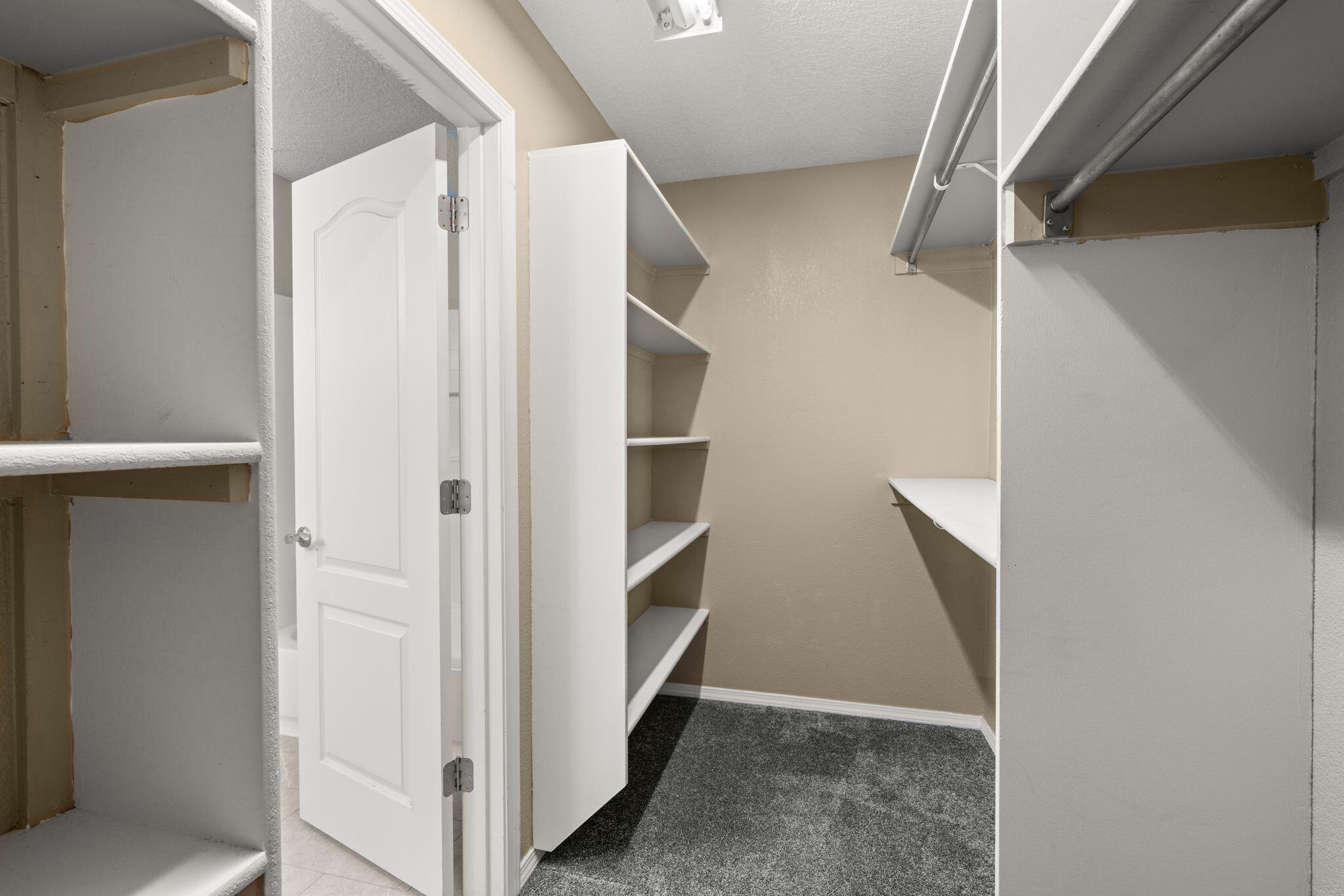 1301 SEPULVEDA Avenue NE