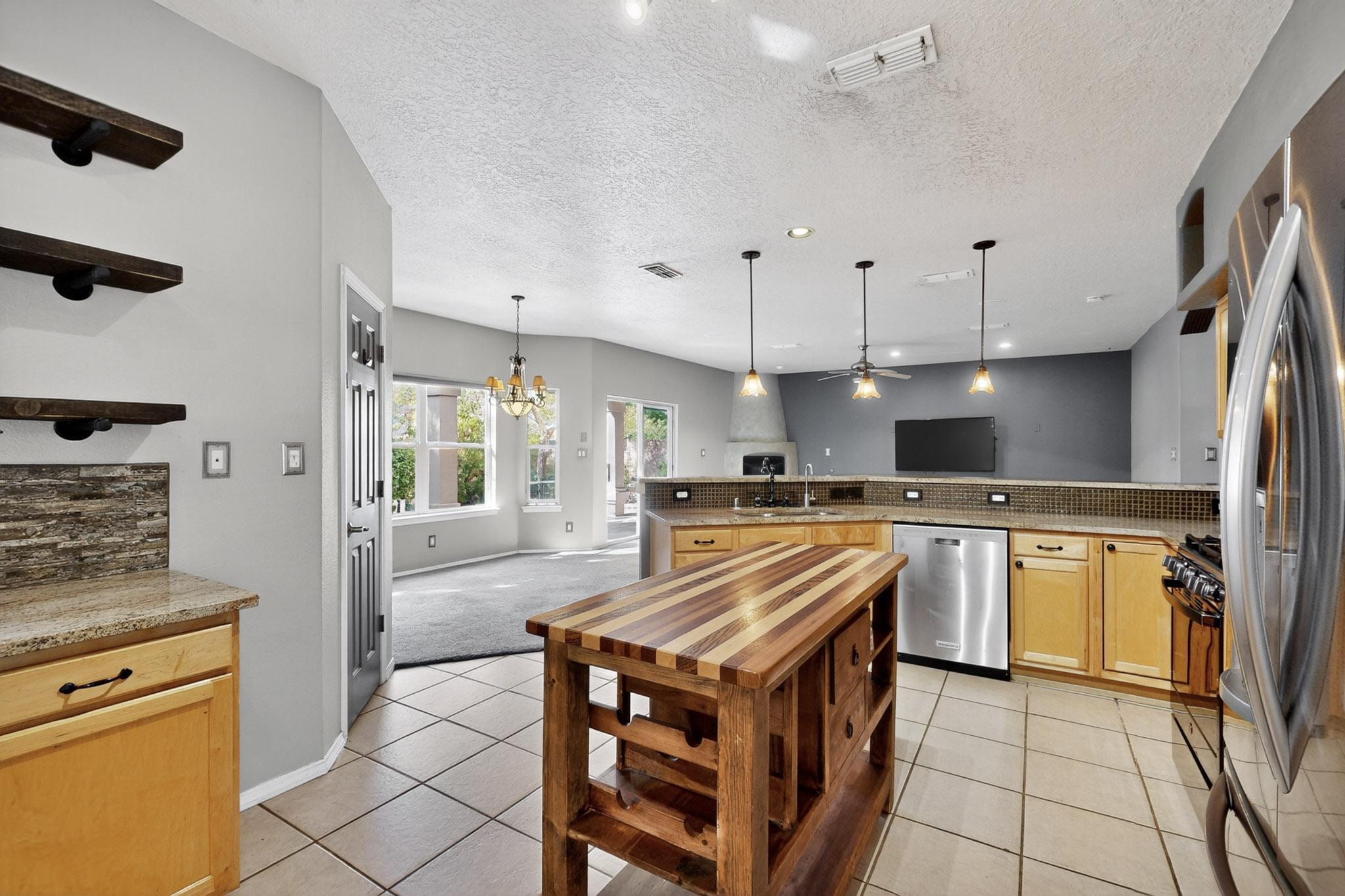 7724 RAMONA Avenue NW