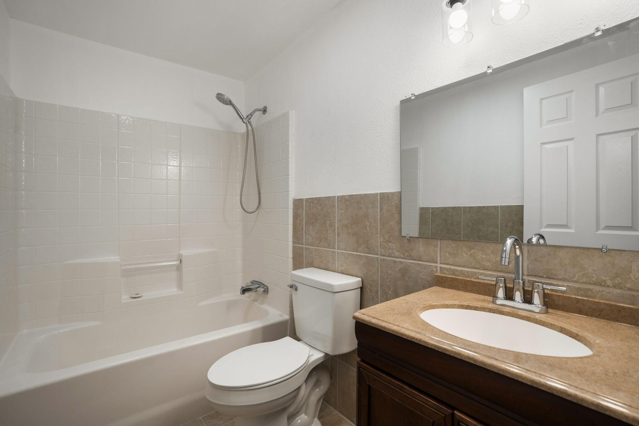 10708 Lexington Avenue NE