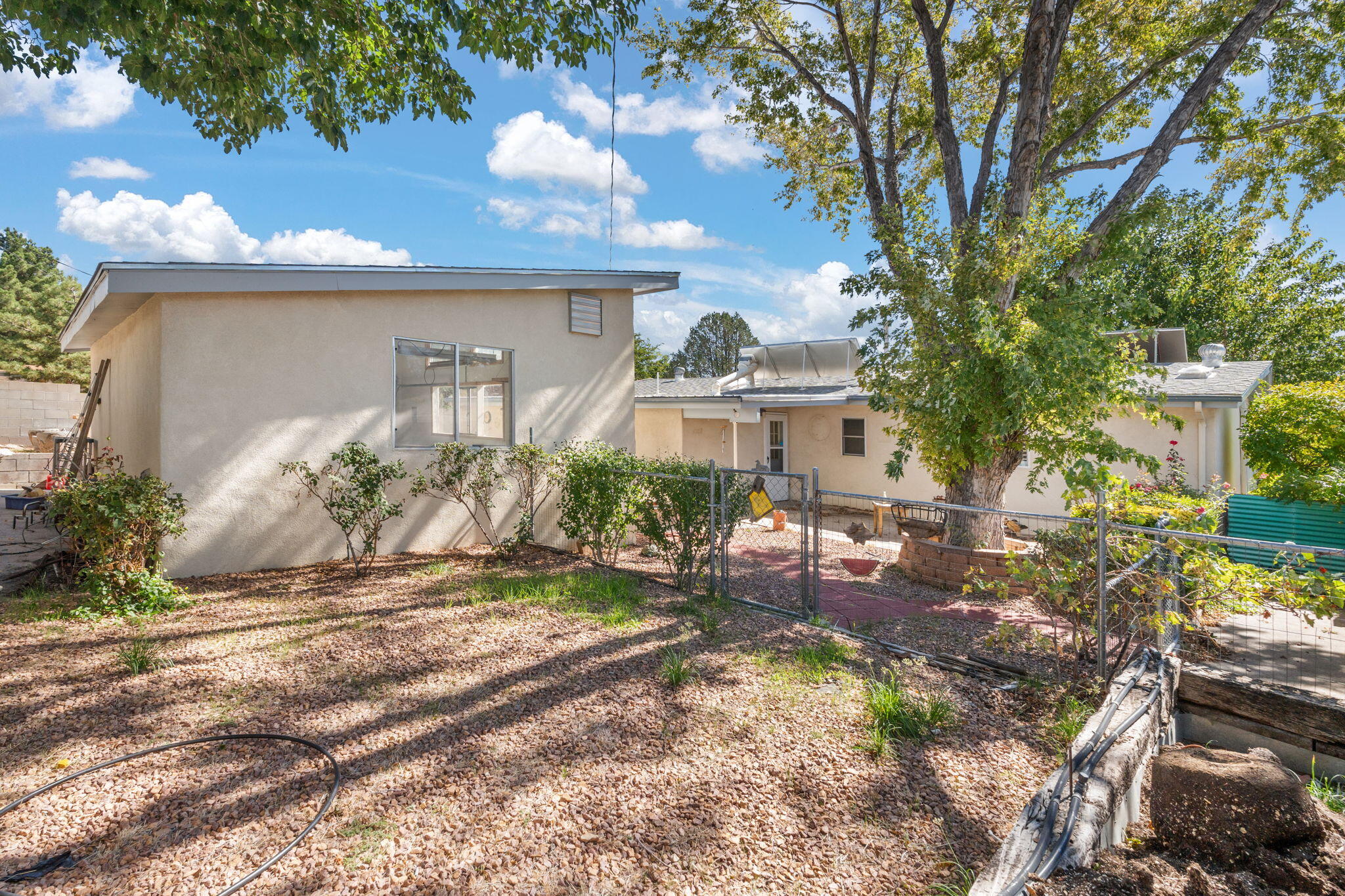 12805 Mountain View Avenue NE