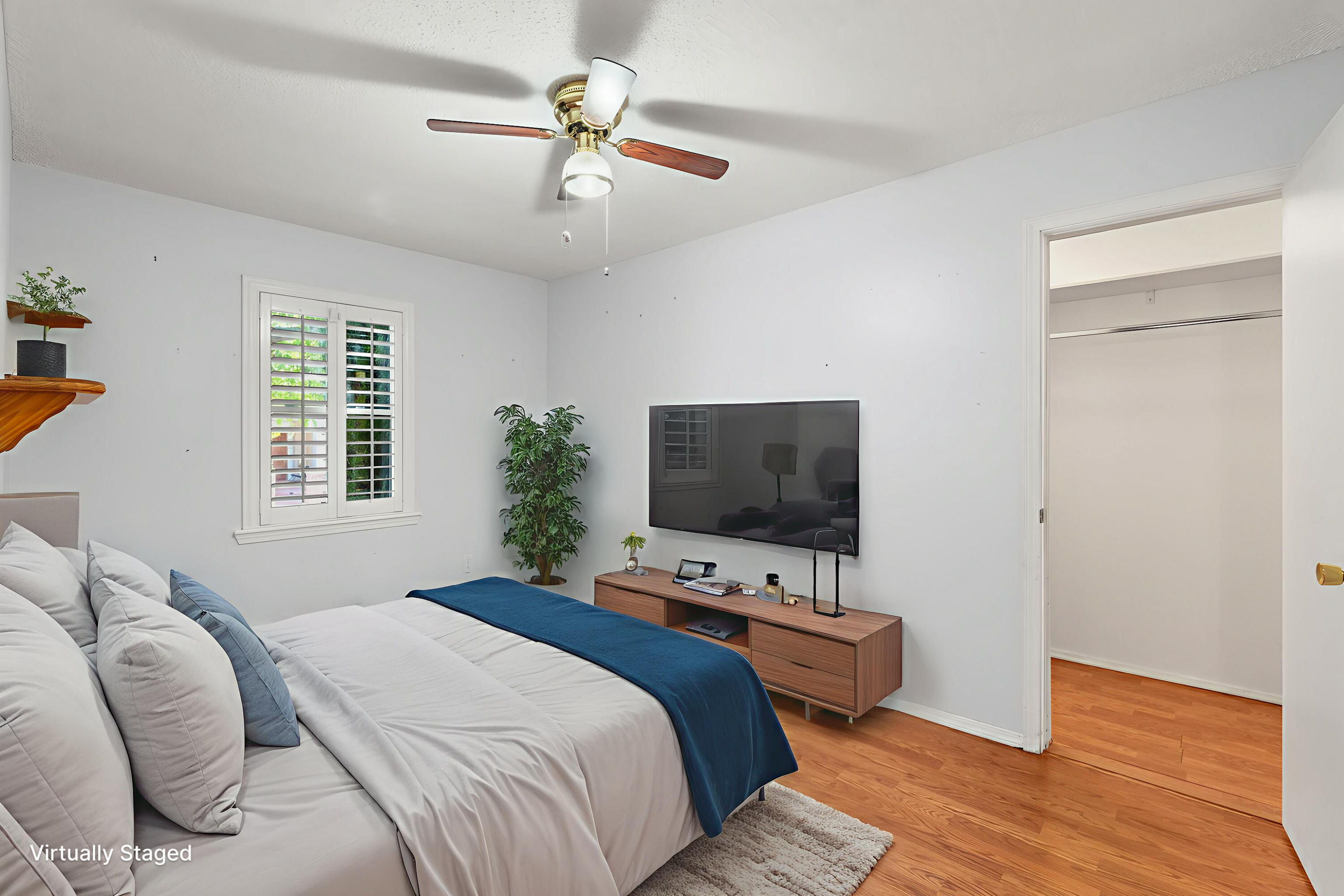 12805 Mountain View Avenue NE