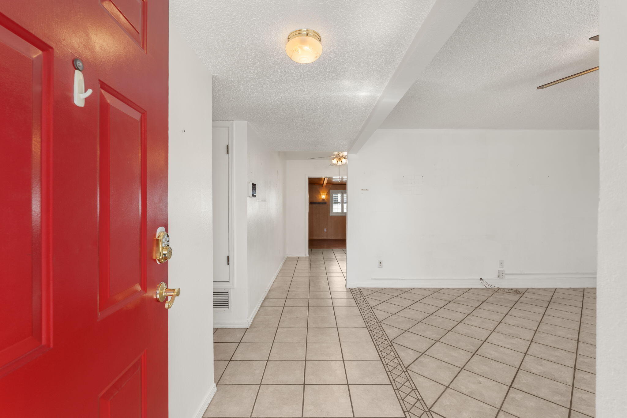 12805 Mountain View Avenue NE