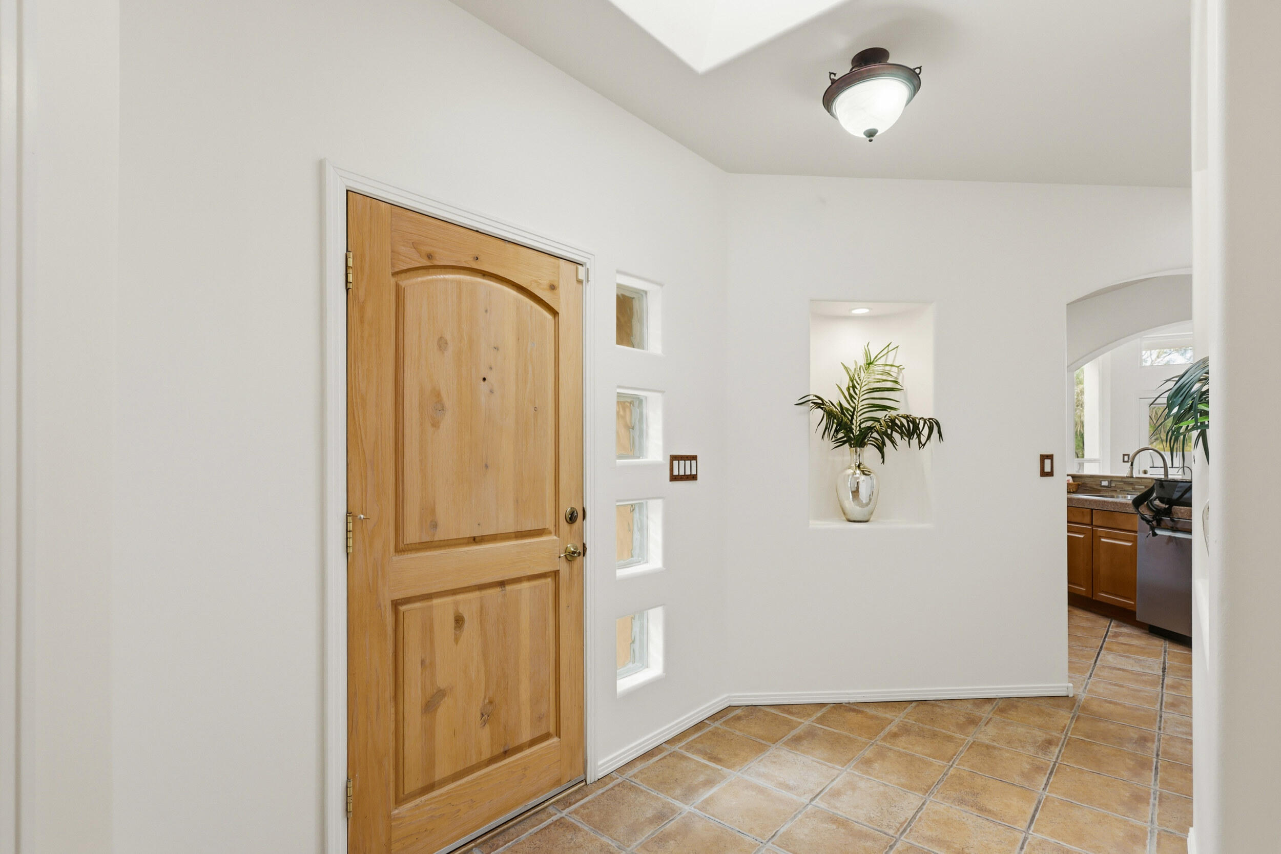 7309 Hawthorn Avenue NE