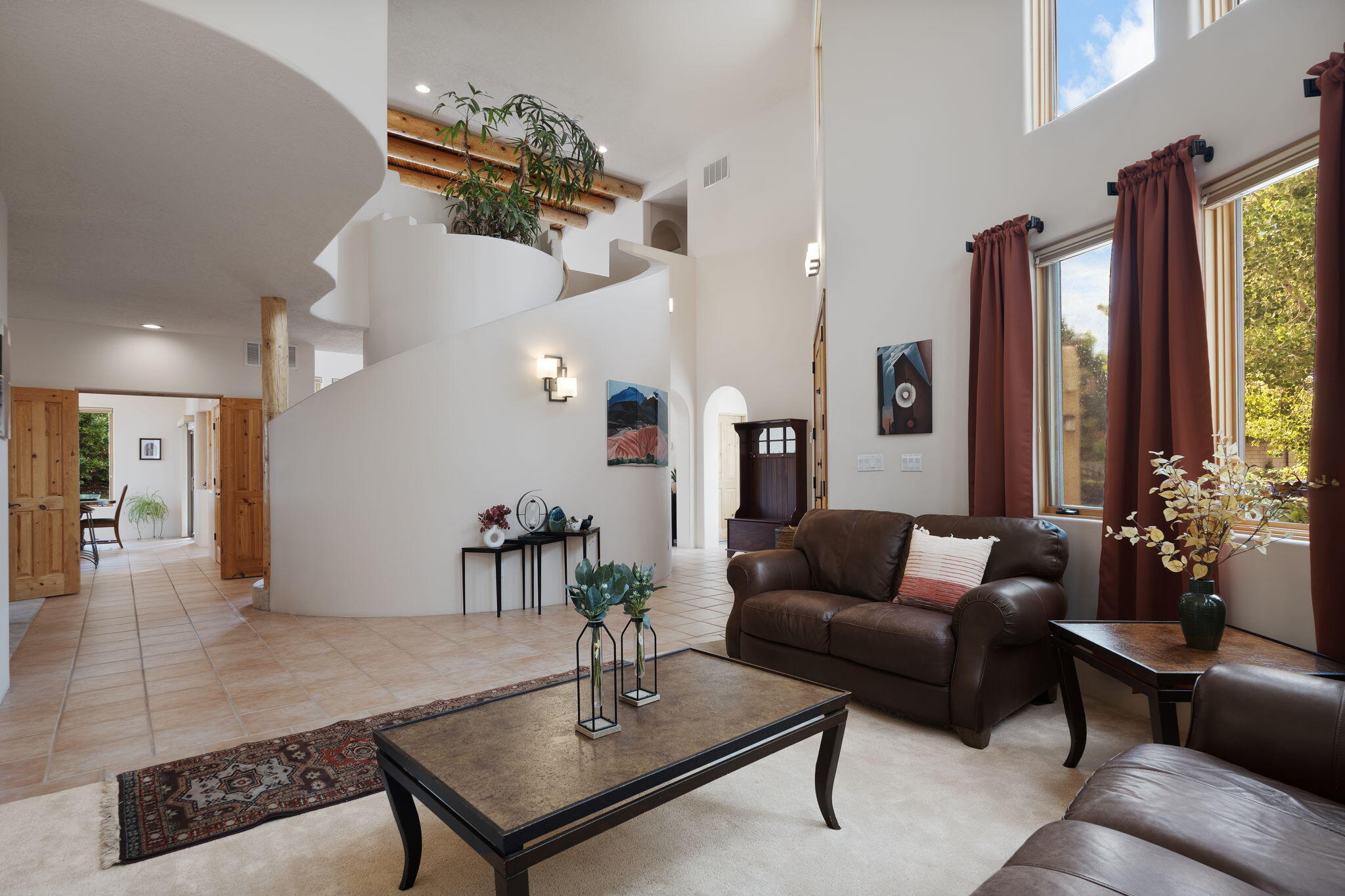 6604 Paddington NE