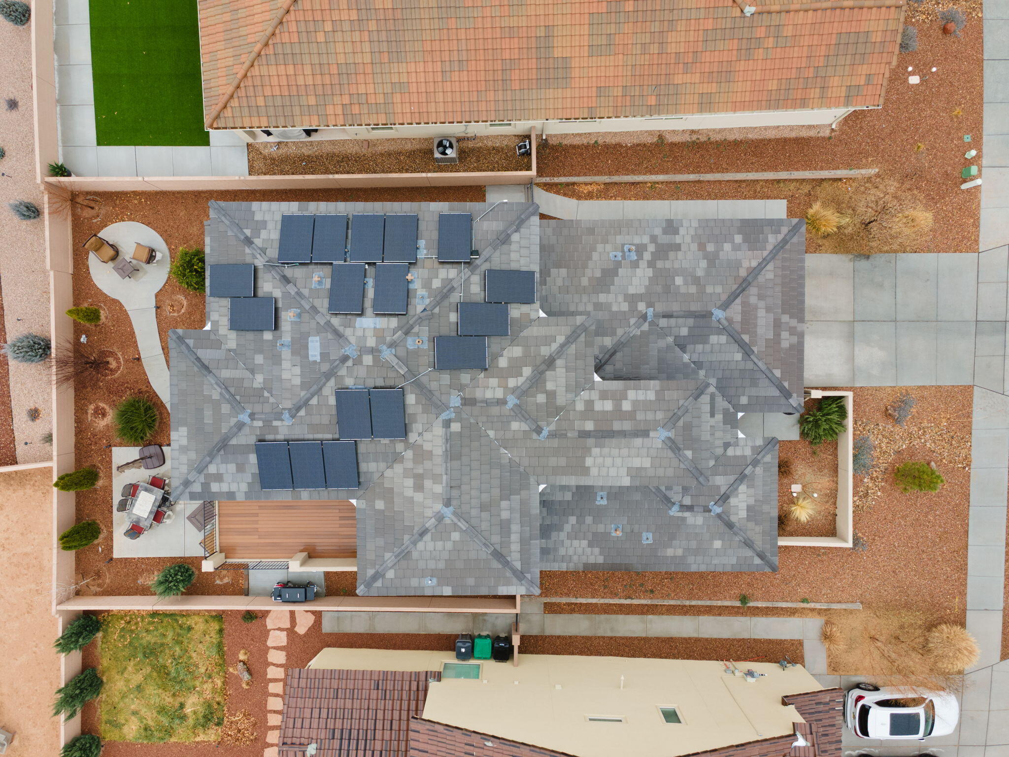 2802 Kings Canyon Loop NE