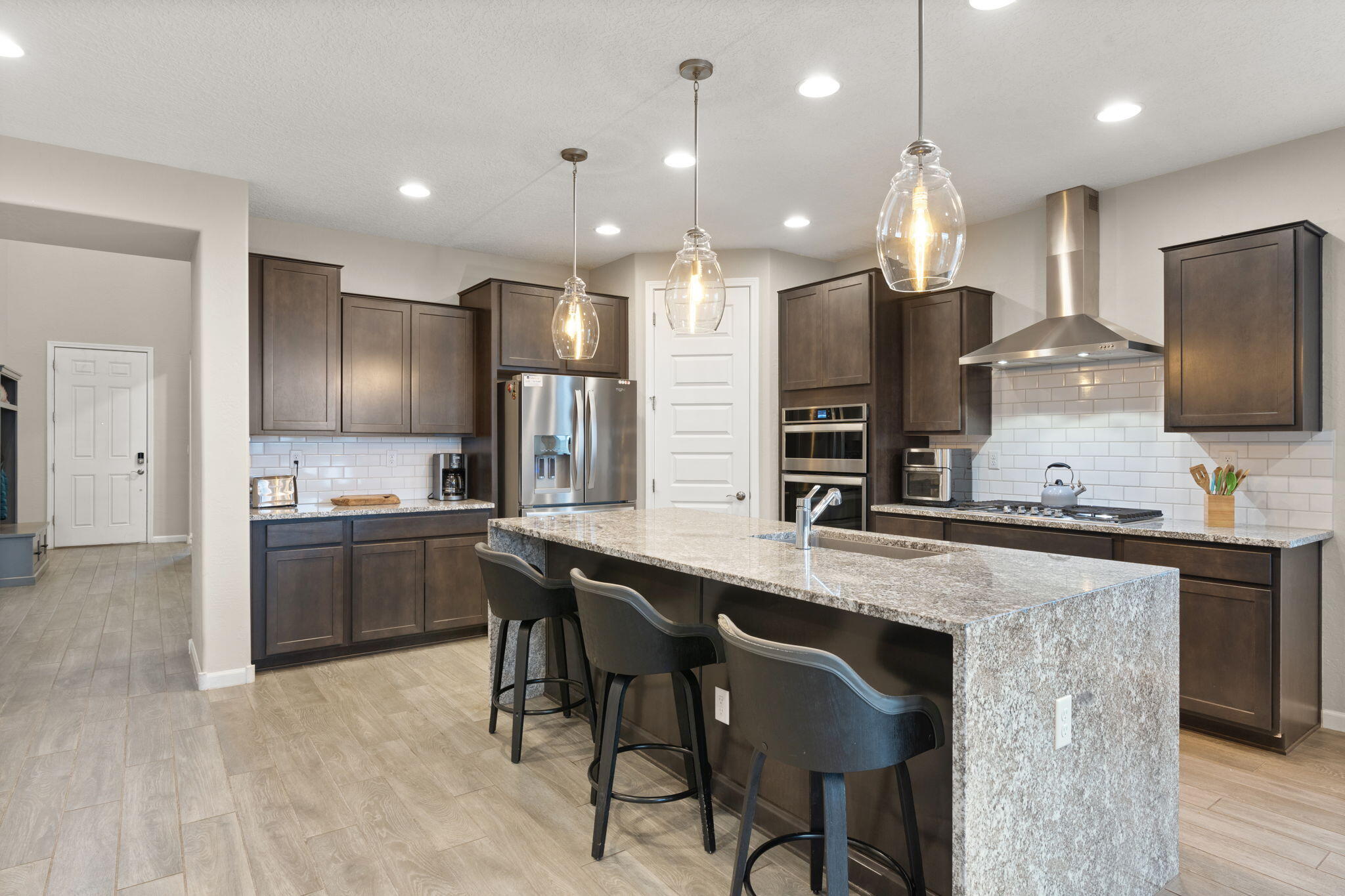 2802 Kings Canyon Loop NE