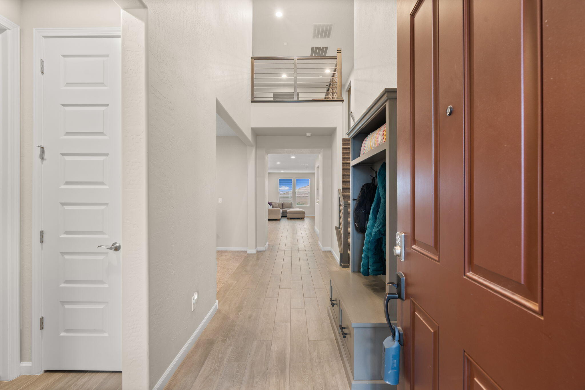 2802 Kings Canyon Loop NE