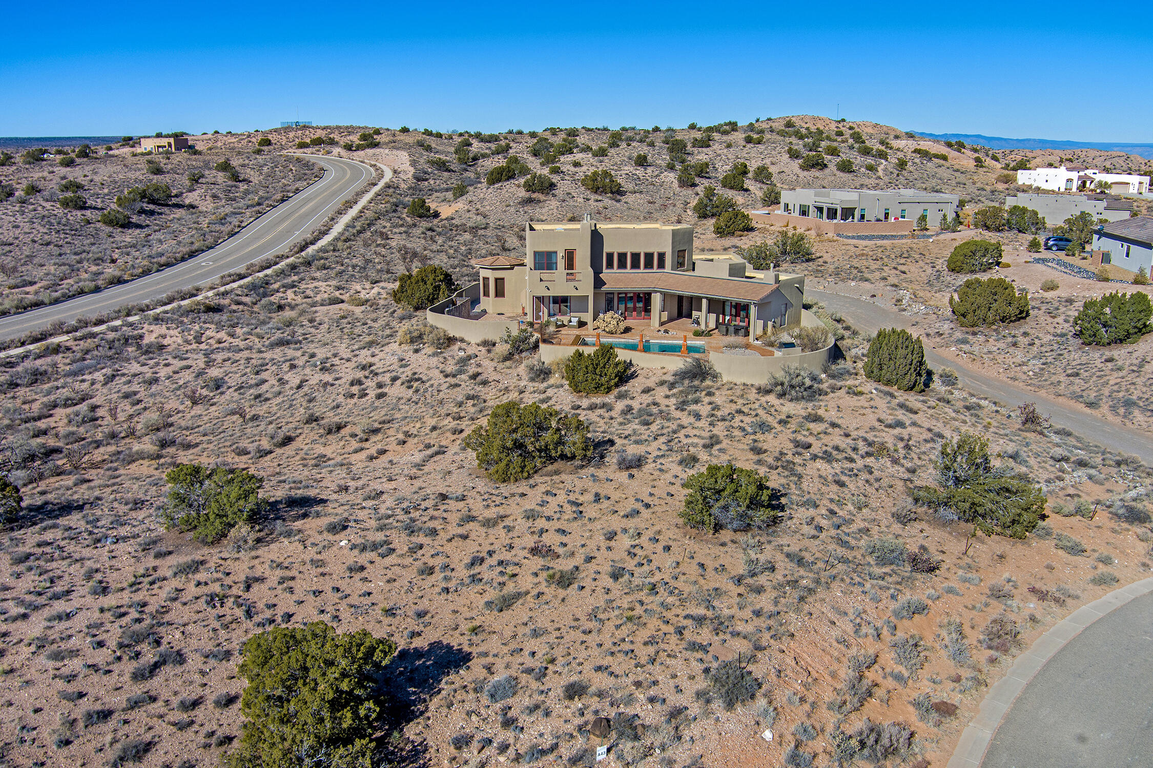 6019 Rooster Point Road NE