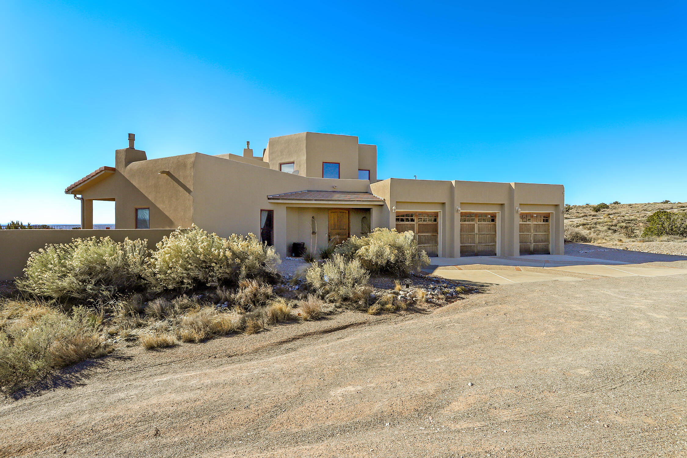 6019 Rooster Point Road NE