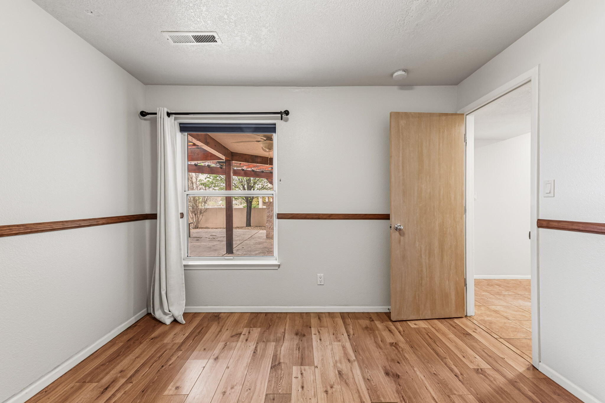 901 Calle Coronado SE