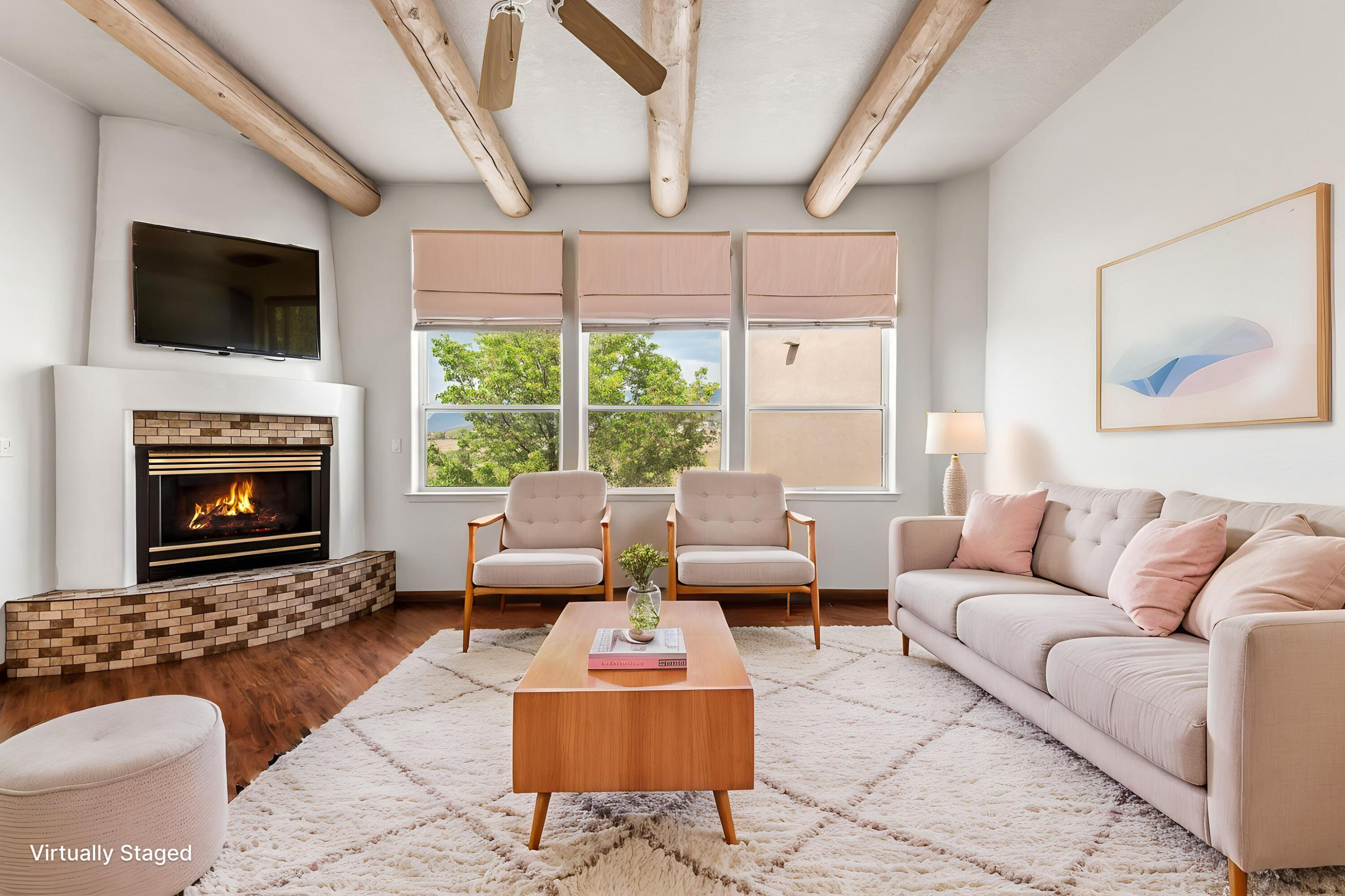 901 Calle Coronado SE