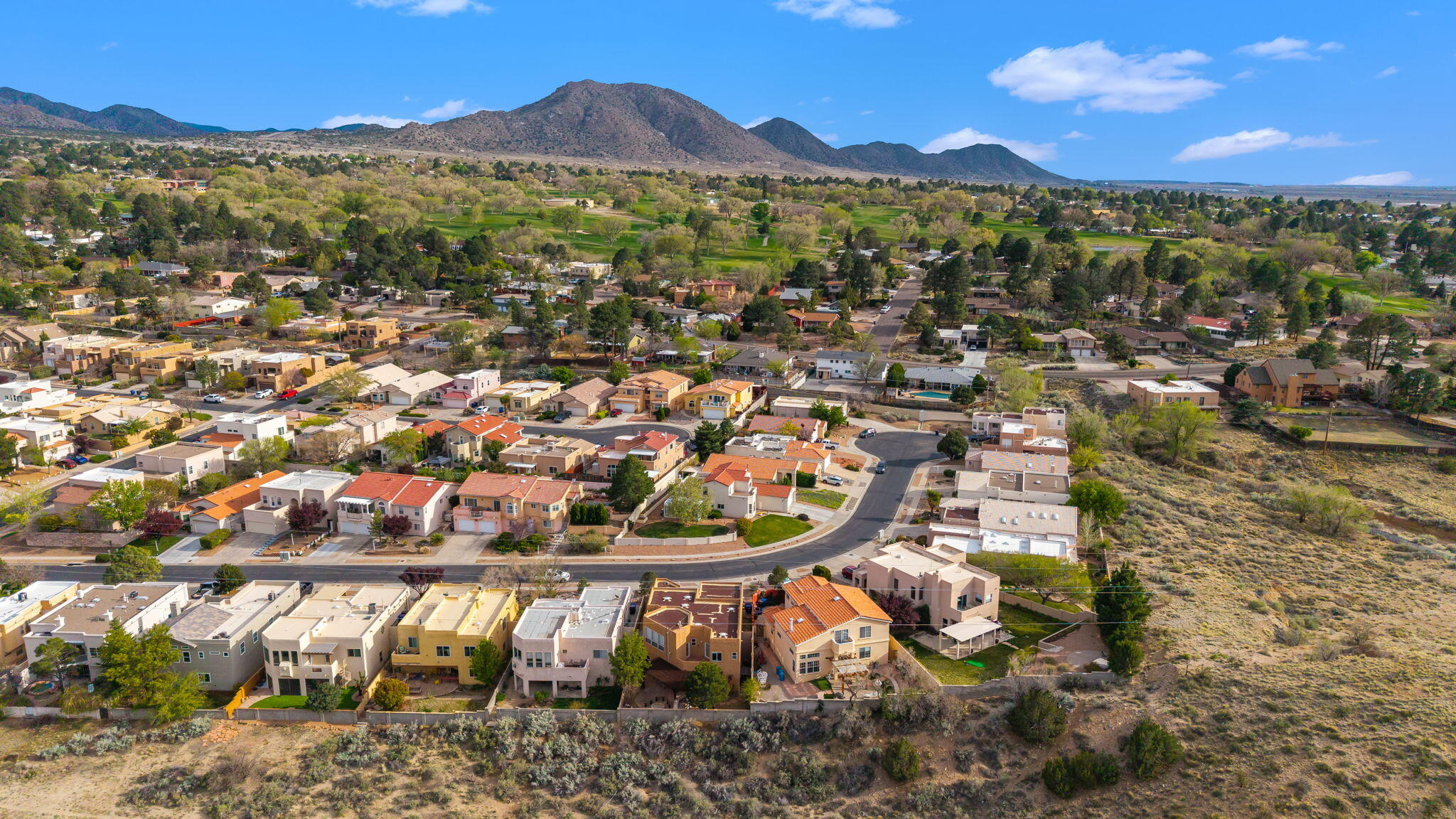 901 Calle Coronado SE