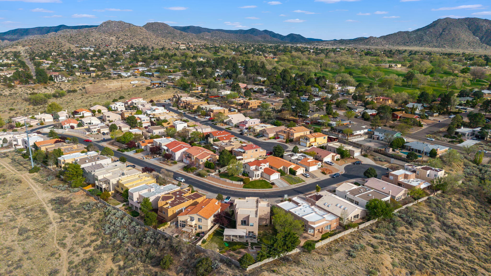 901 Calle Coronado SE