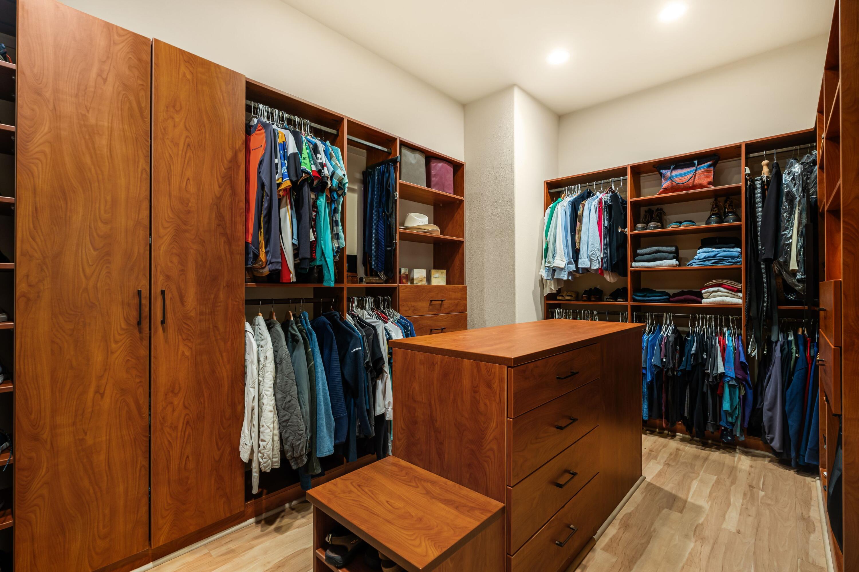 924 Camino Vista Rio