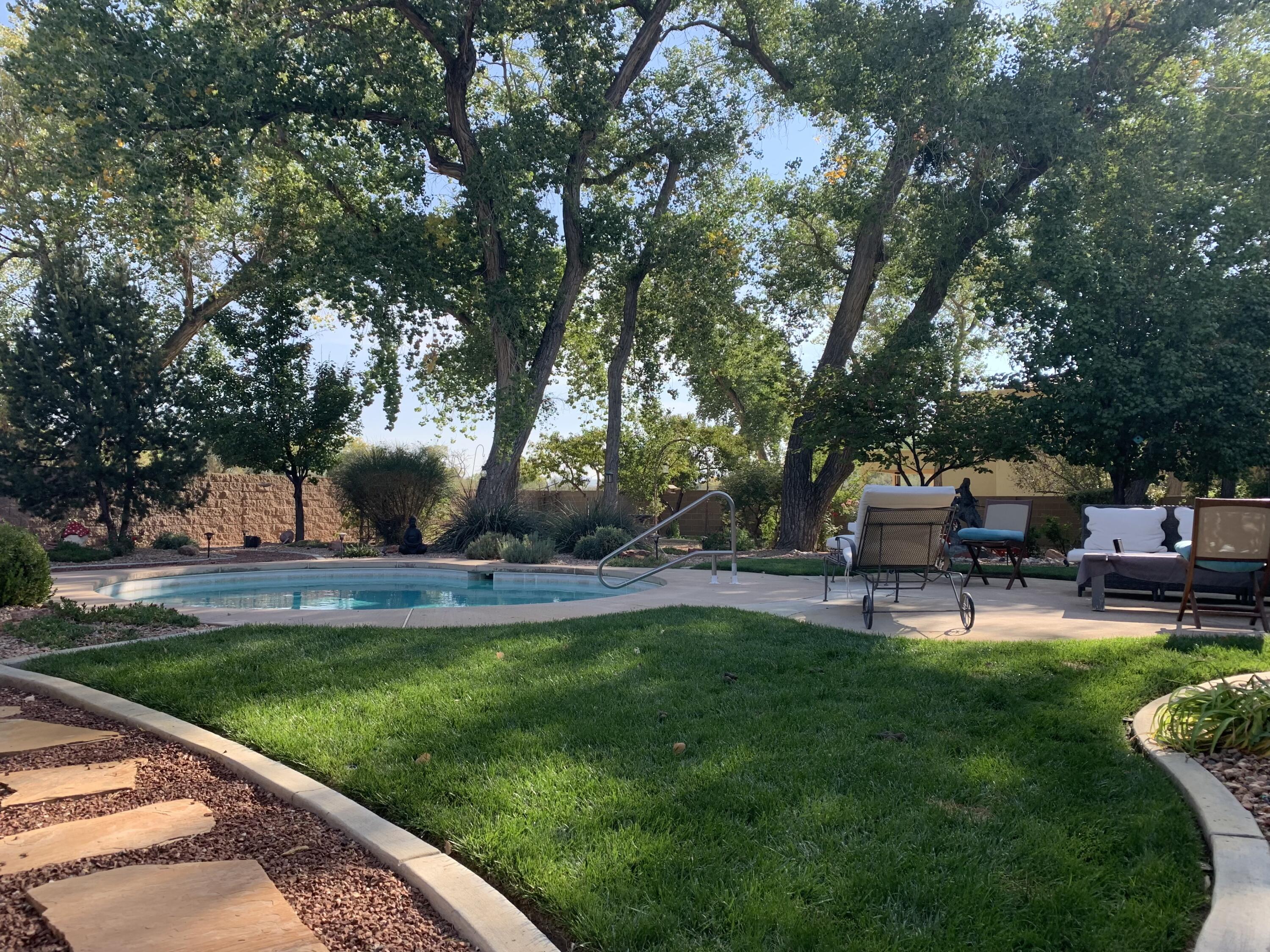 924 Camino Vista Rio