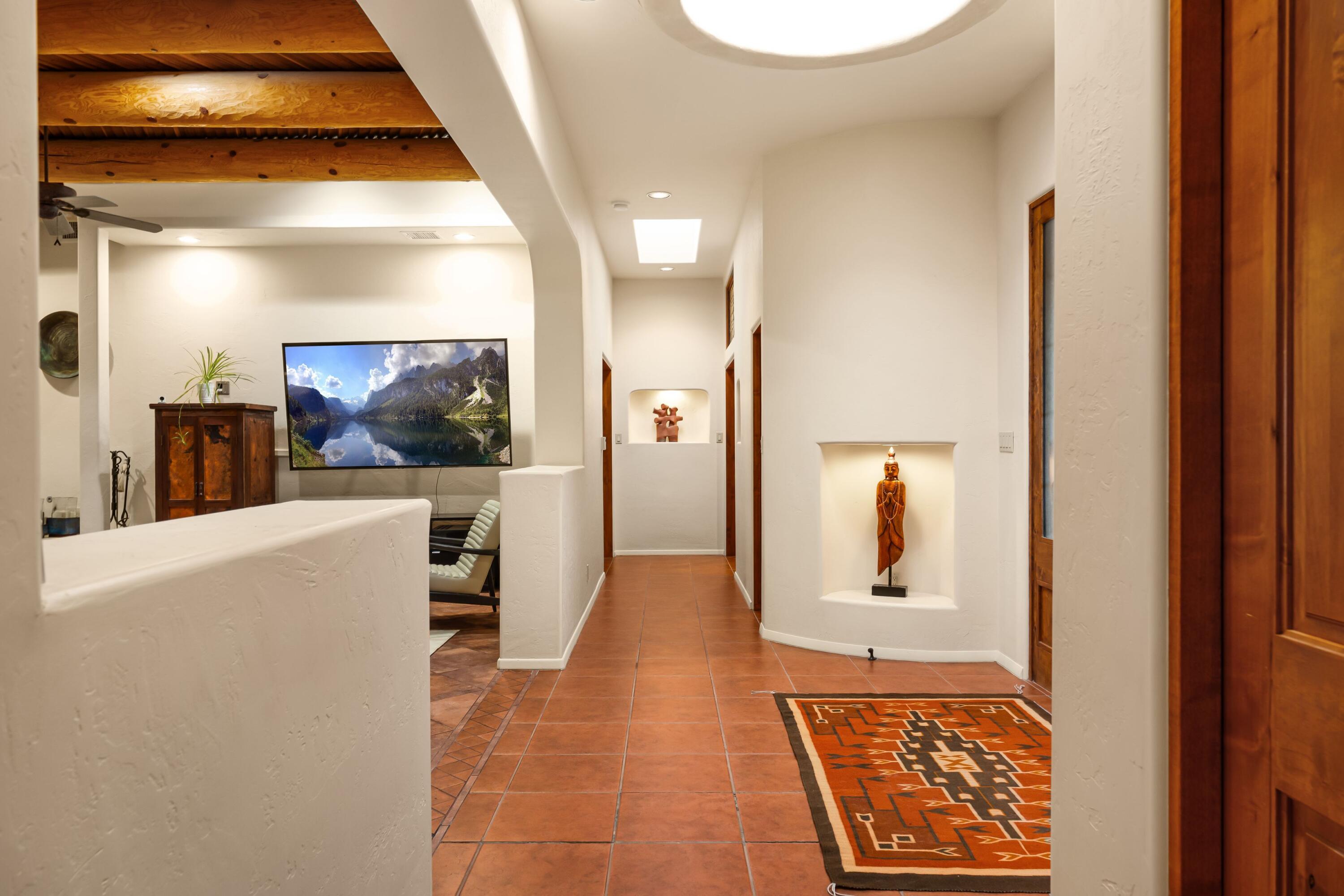 924 Camino Vista Rio