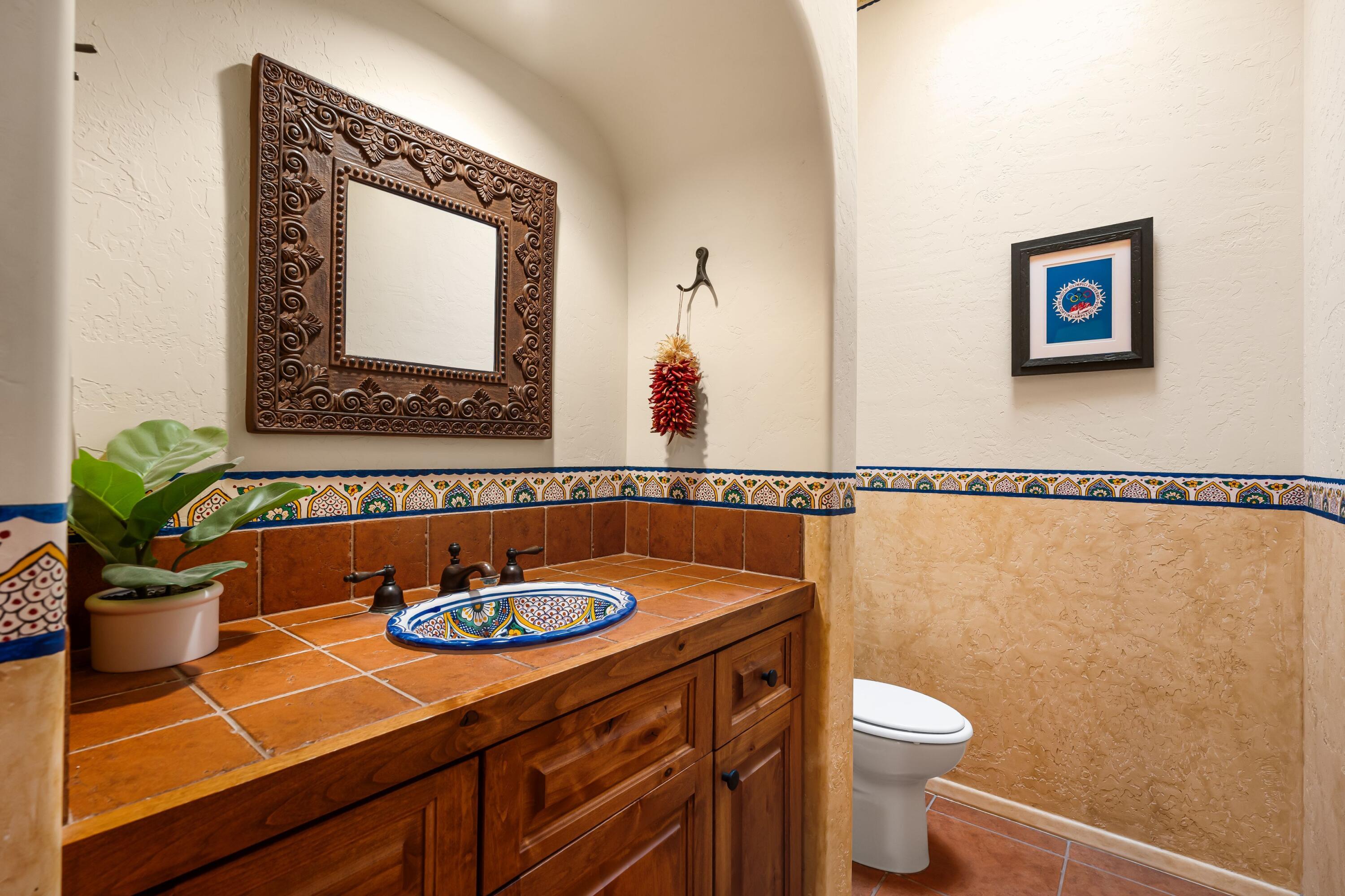 924 Camino Vista Rio