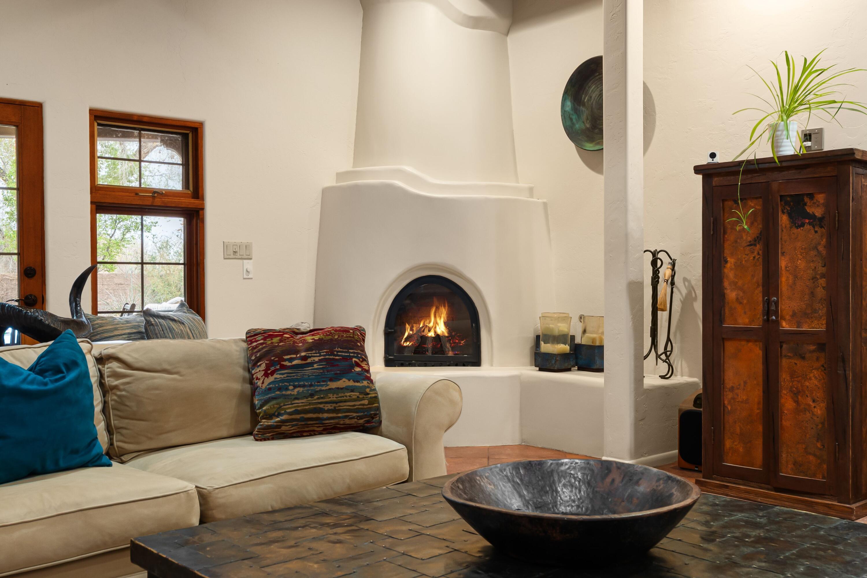 924 Camino Vista Rio