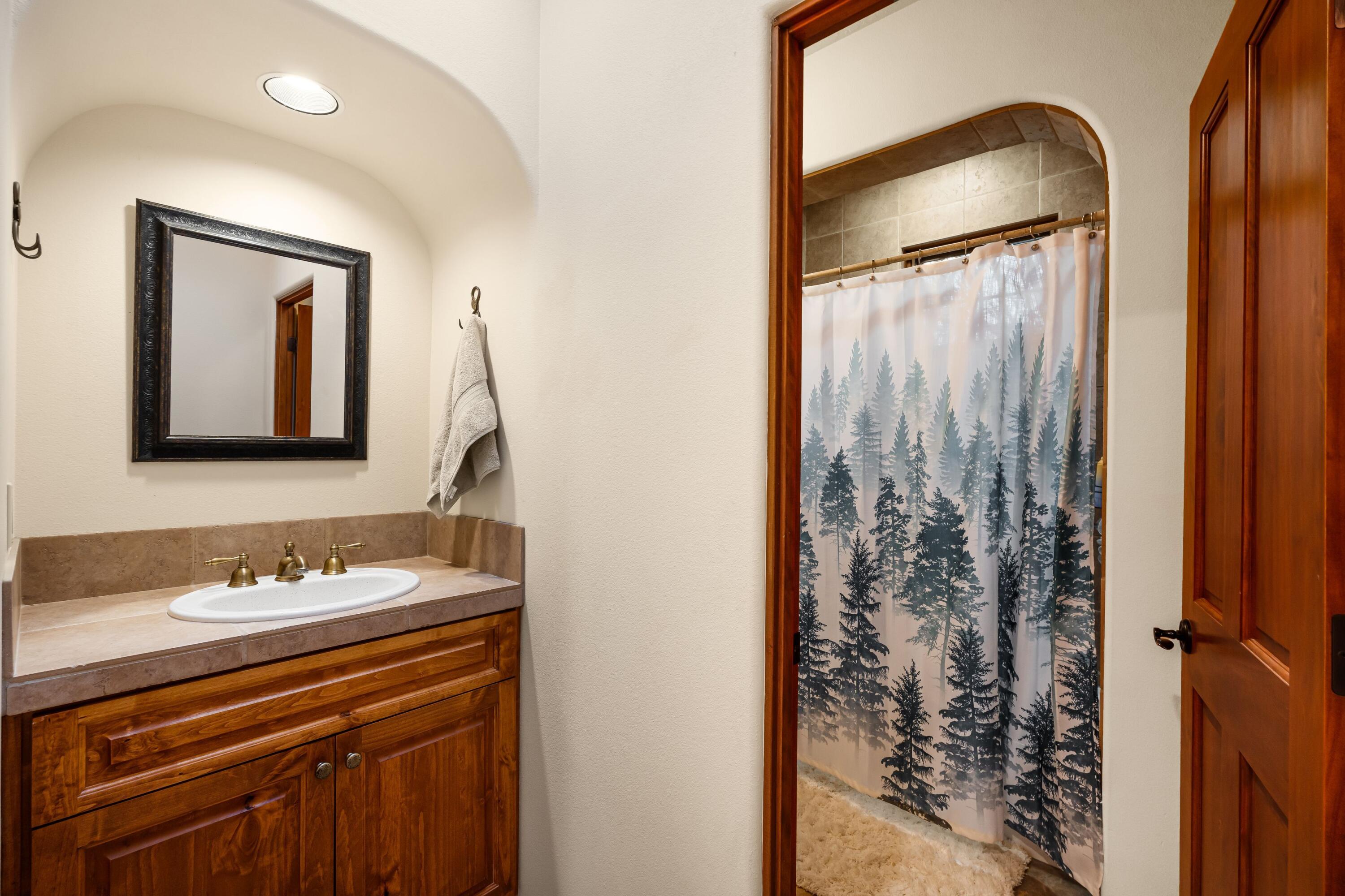 924 Camino Vista Rio