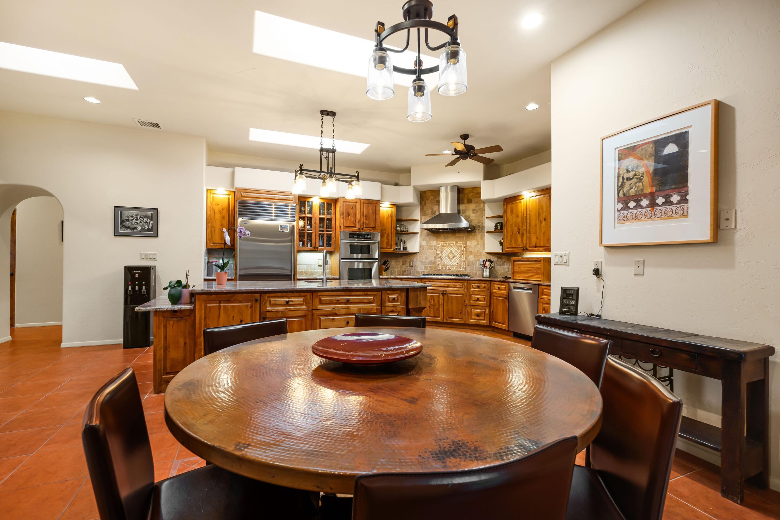 924 Camino Vista Rio