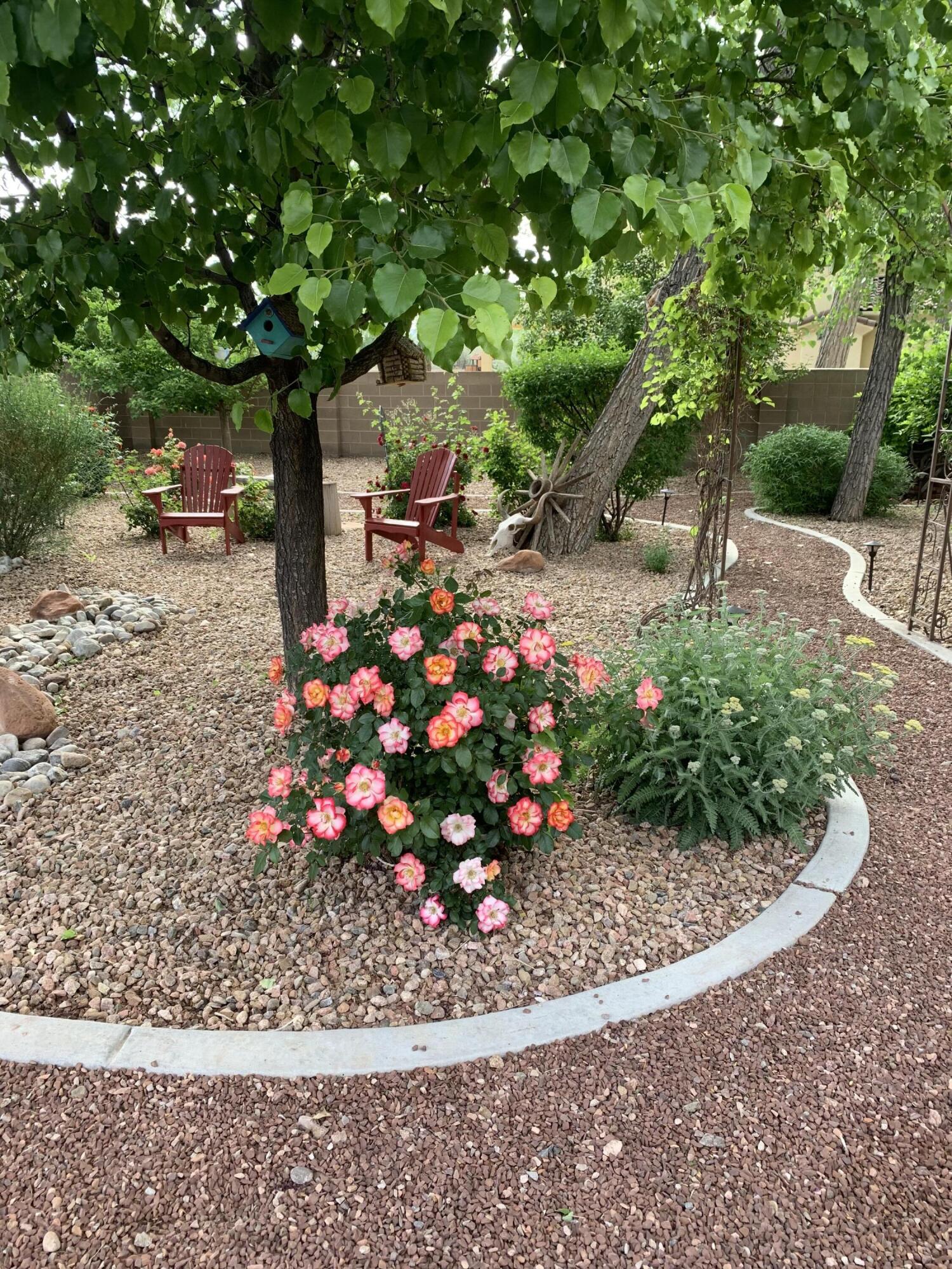 924 Camino Vista Rio