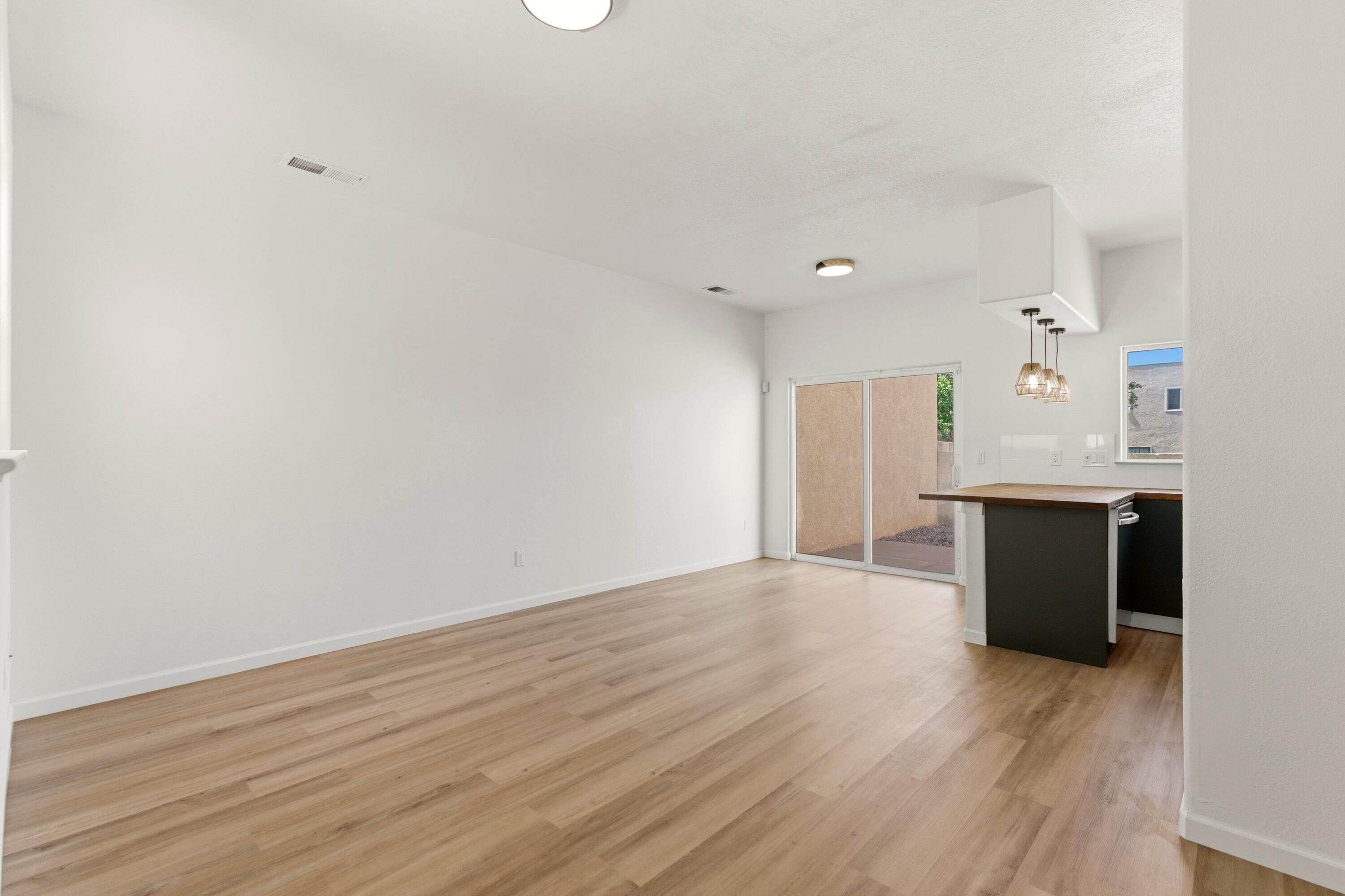 4623 Via Macduffee Road NE