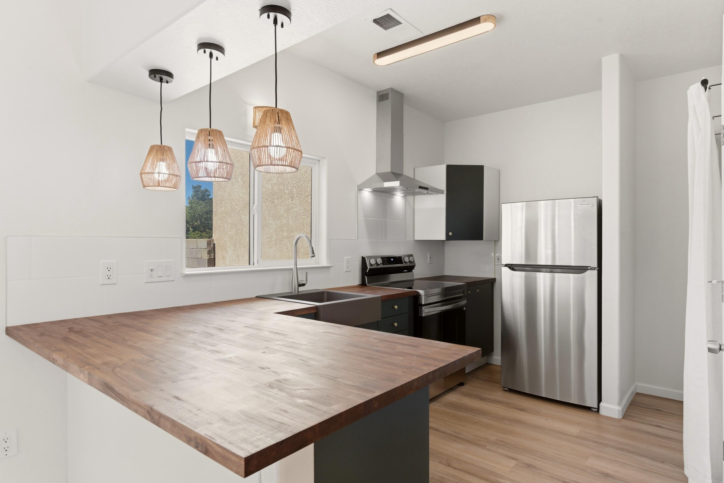 4623 Via Macduffee Road NE