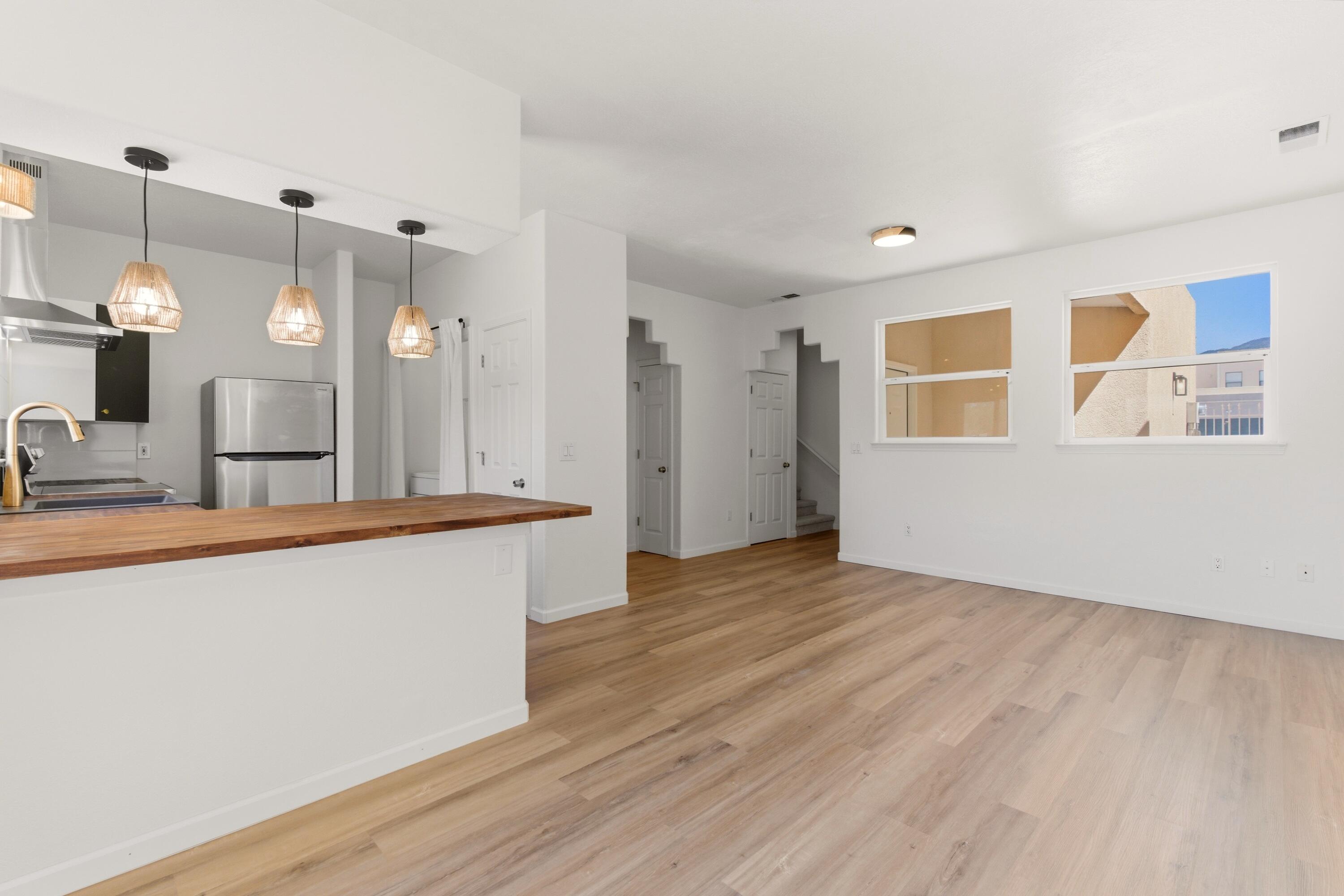 4623 Via Macduffee Road NE