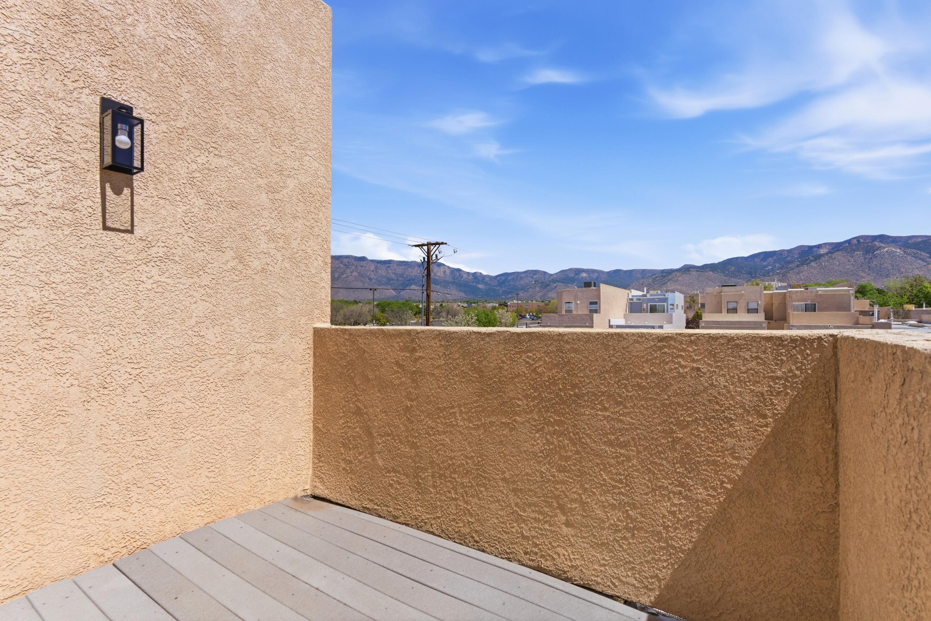 4623 Via Macduffee Road NE