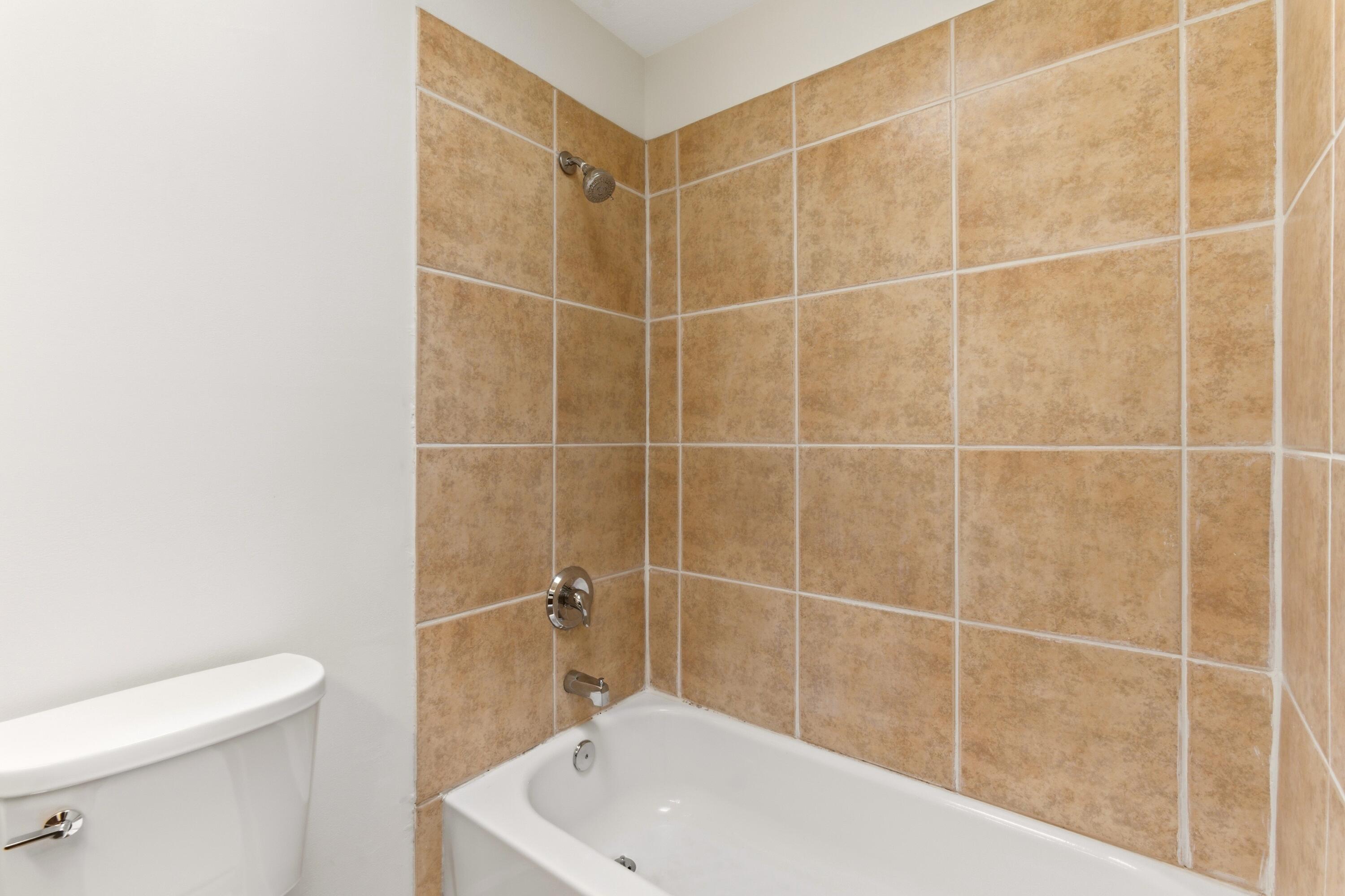 4623 Via Macduffee Road NE