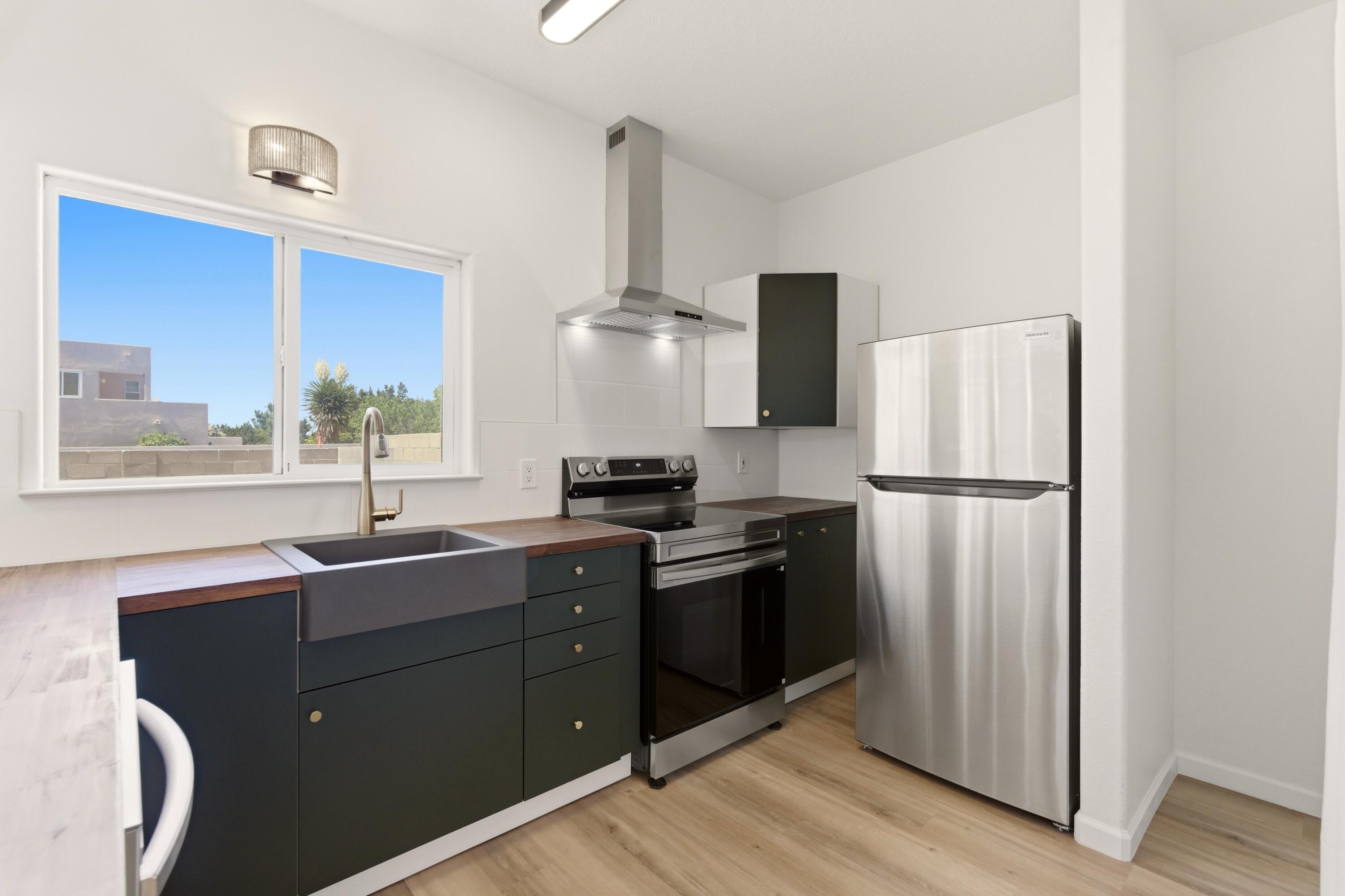 4623 Via Macduffee Road NE