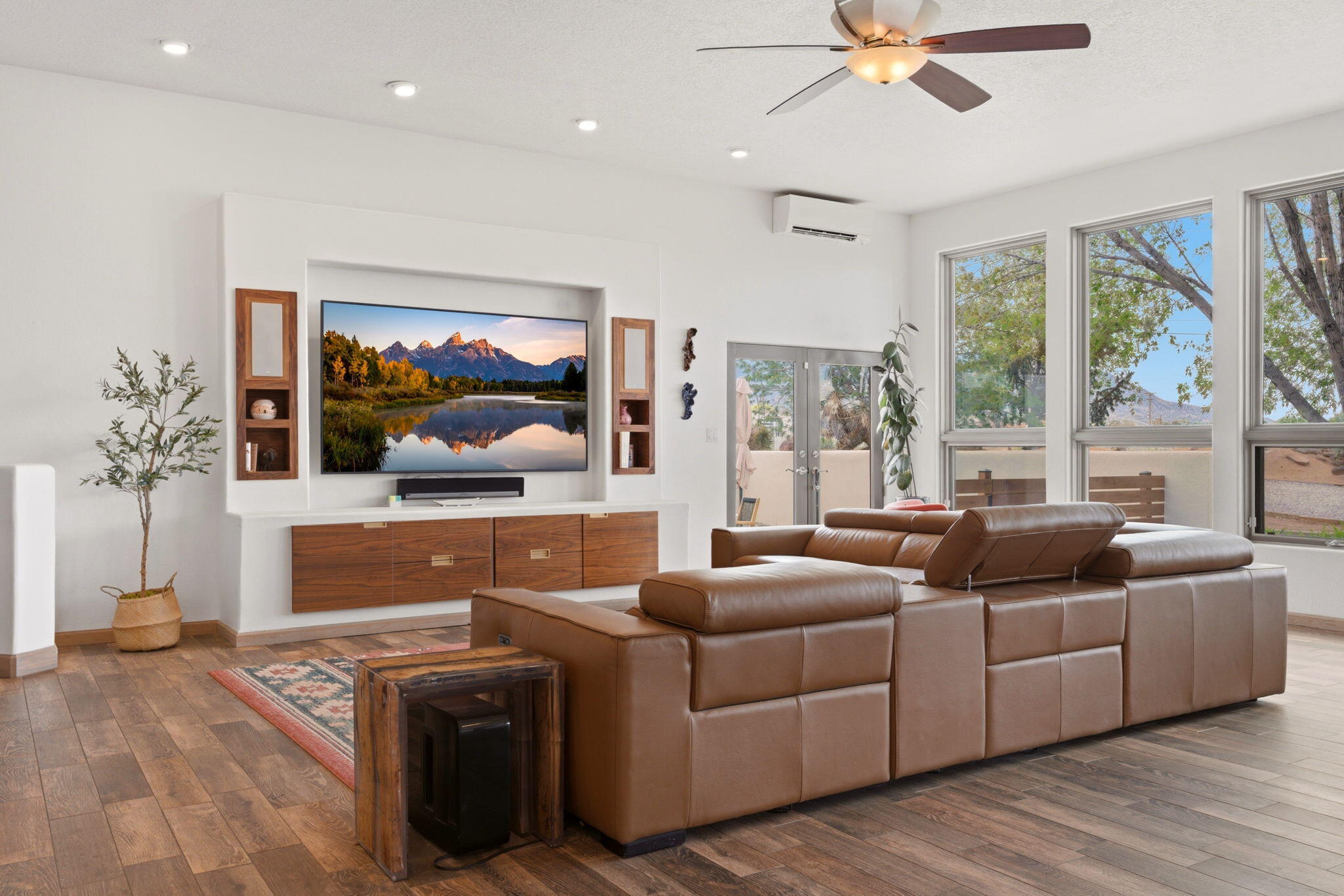 12107 Holly Avenue NE