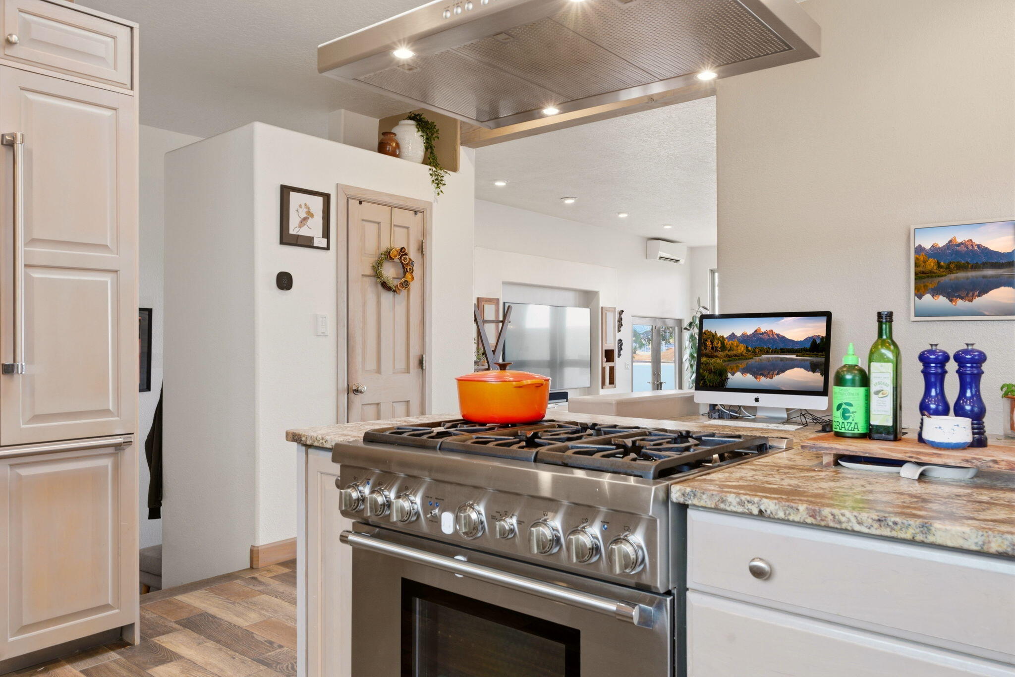 12107 Holly Avenue NE