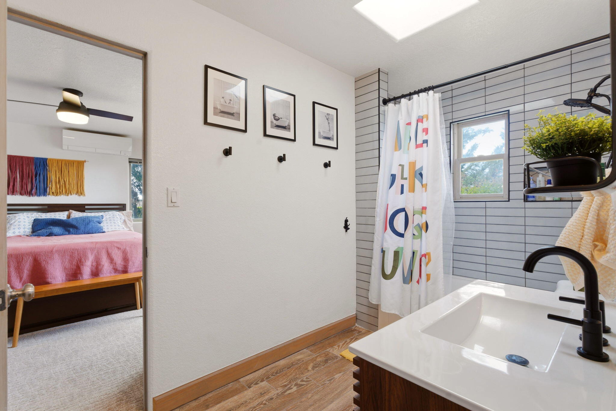 12107 Holly Avenue NE