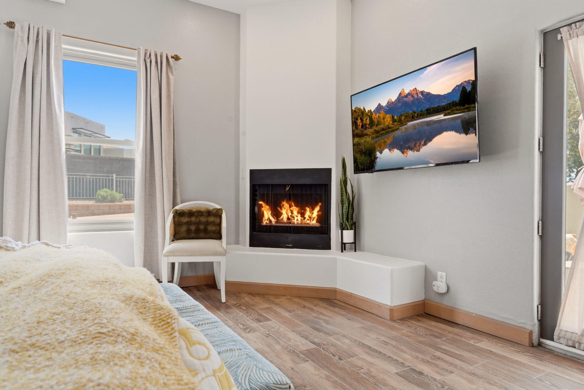 12107 Holly Avenue NE