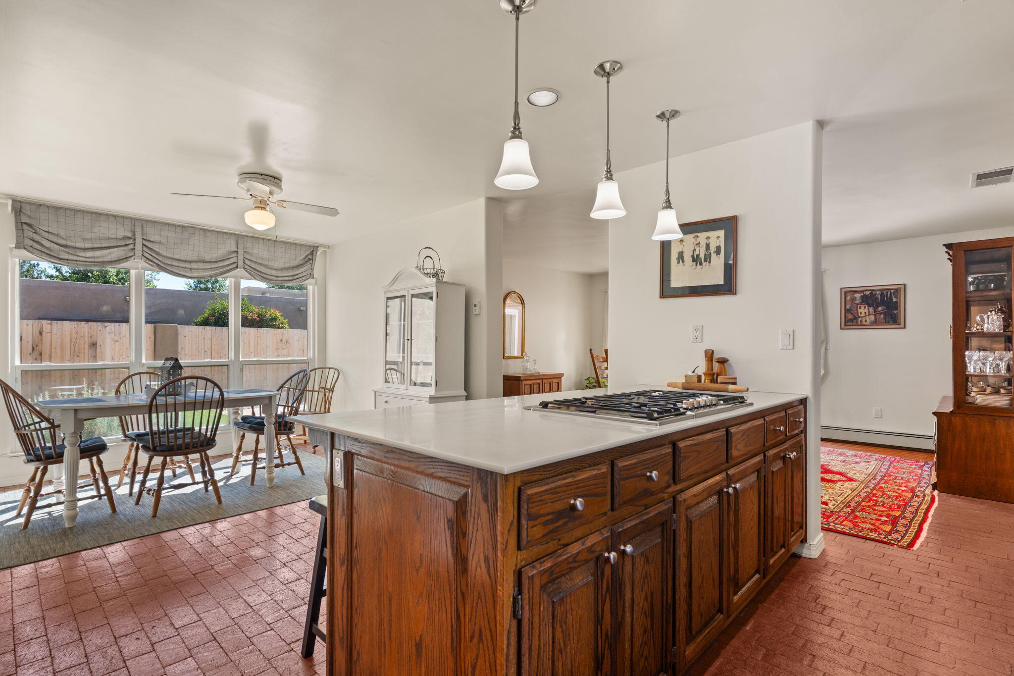 2309 Calle De Real NW