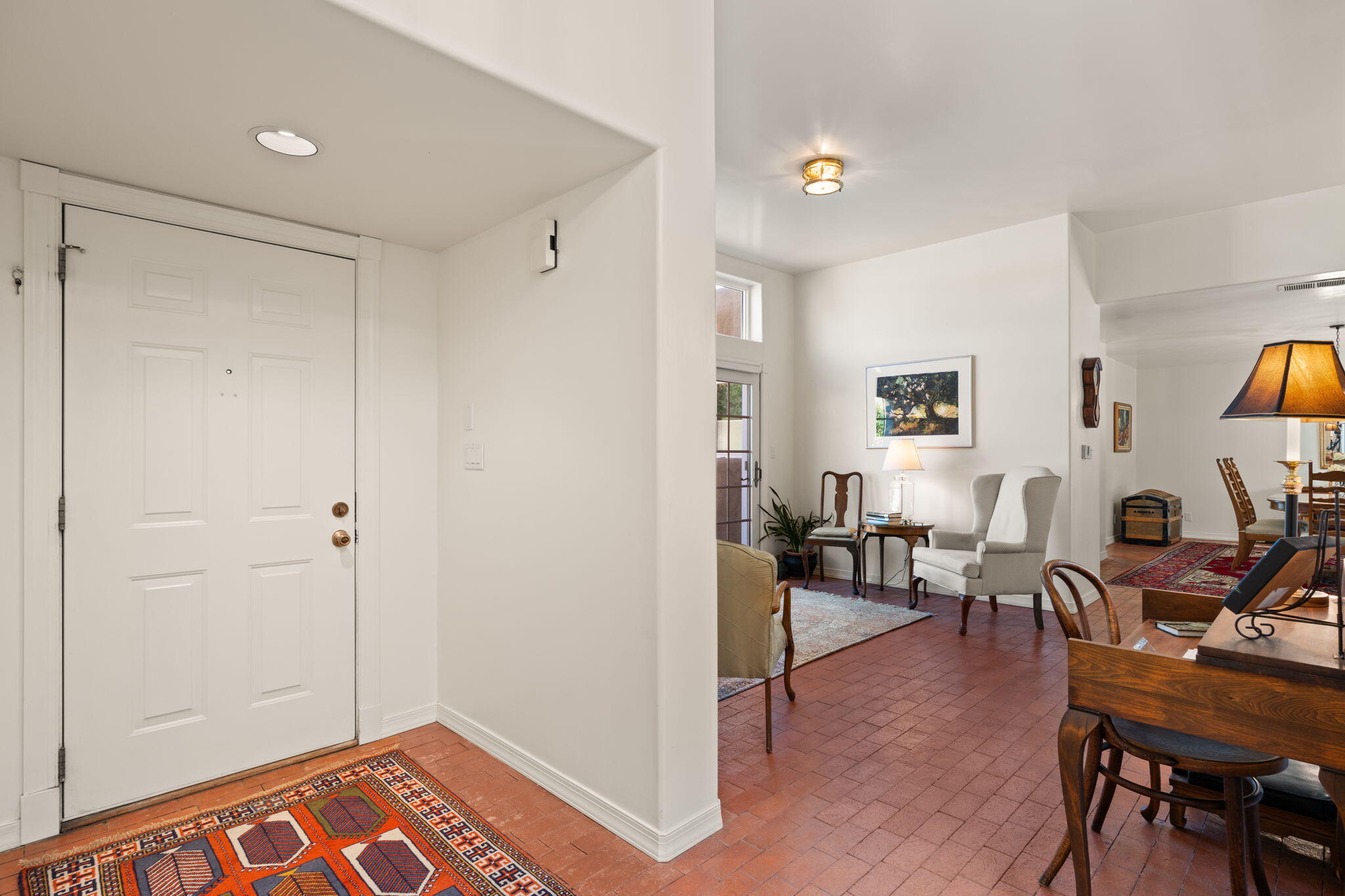 2309 Calle De Real NW