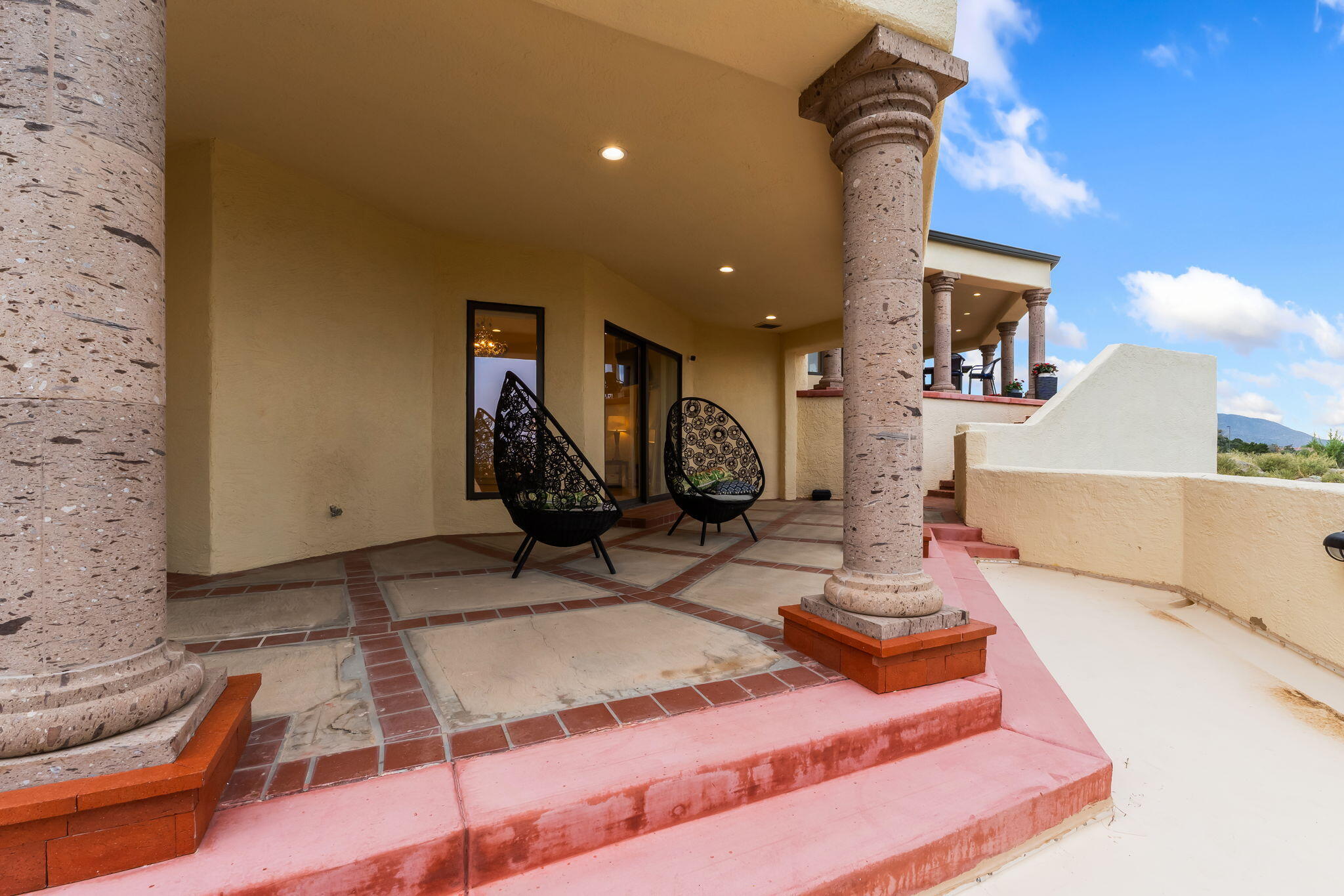 2 Sandia Heights Drive NE