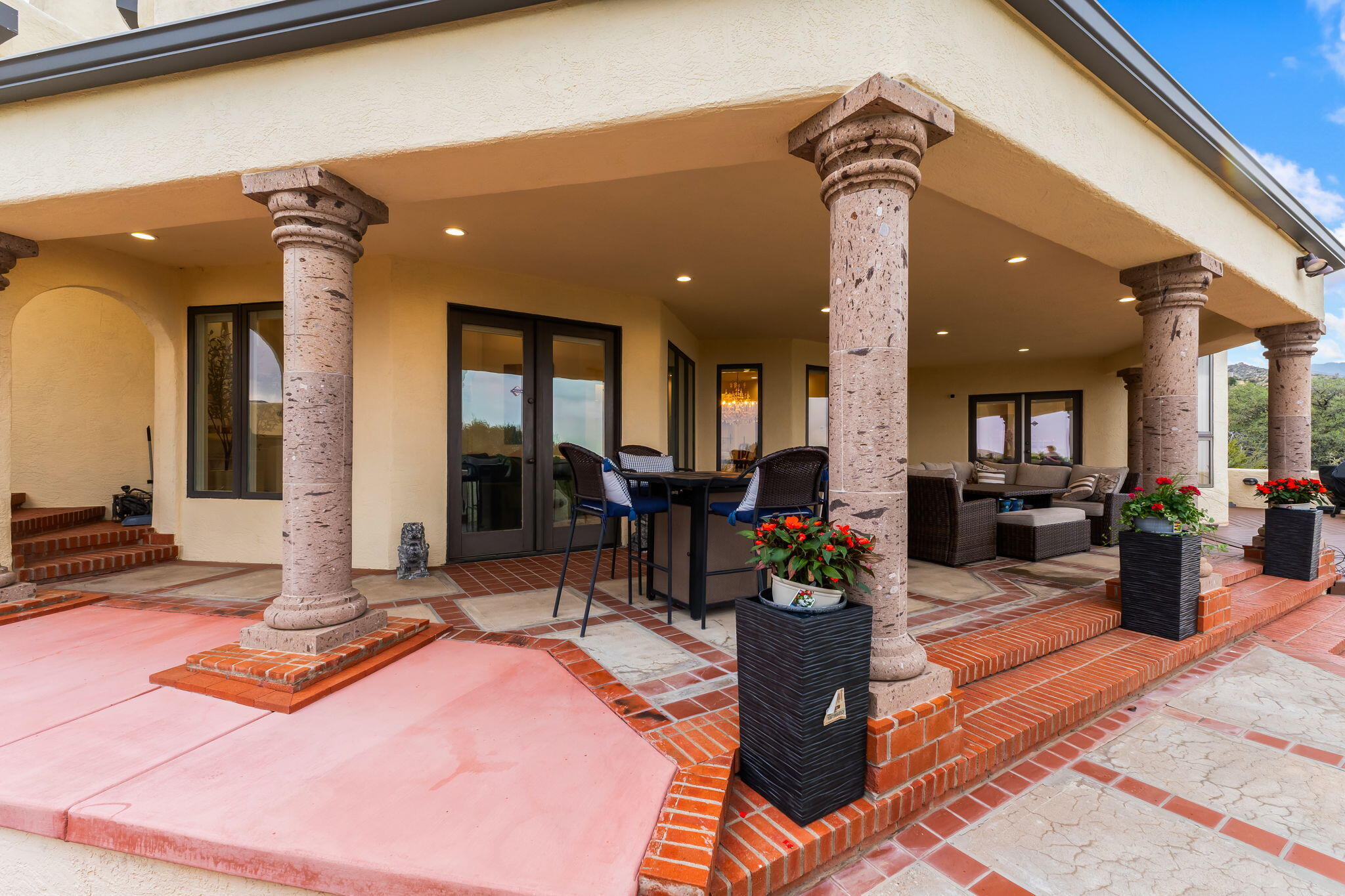 2 Sandia Heights Drive NE