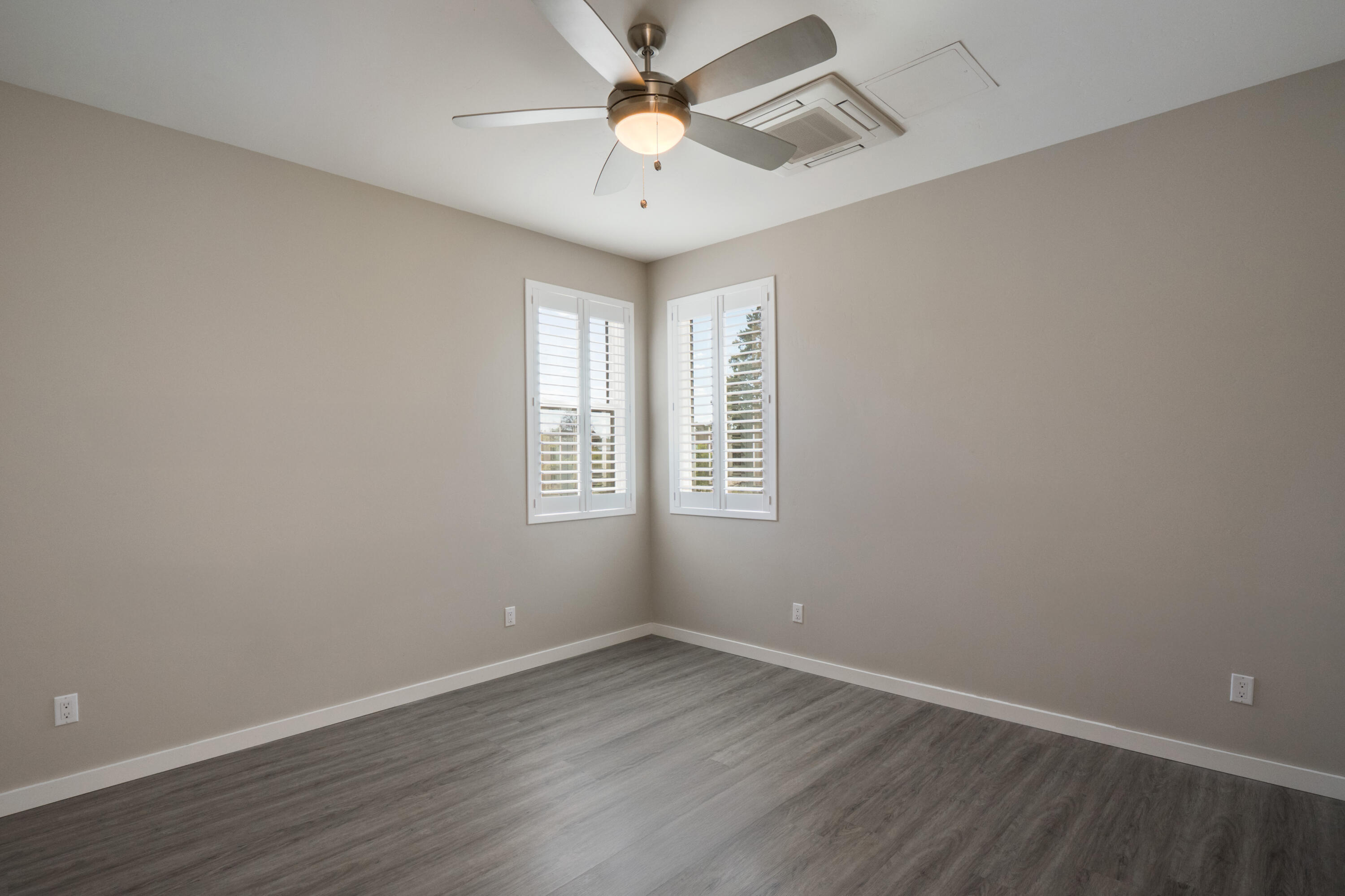 52 Mill Road NW