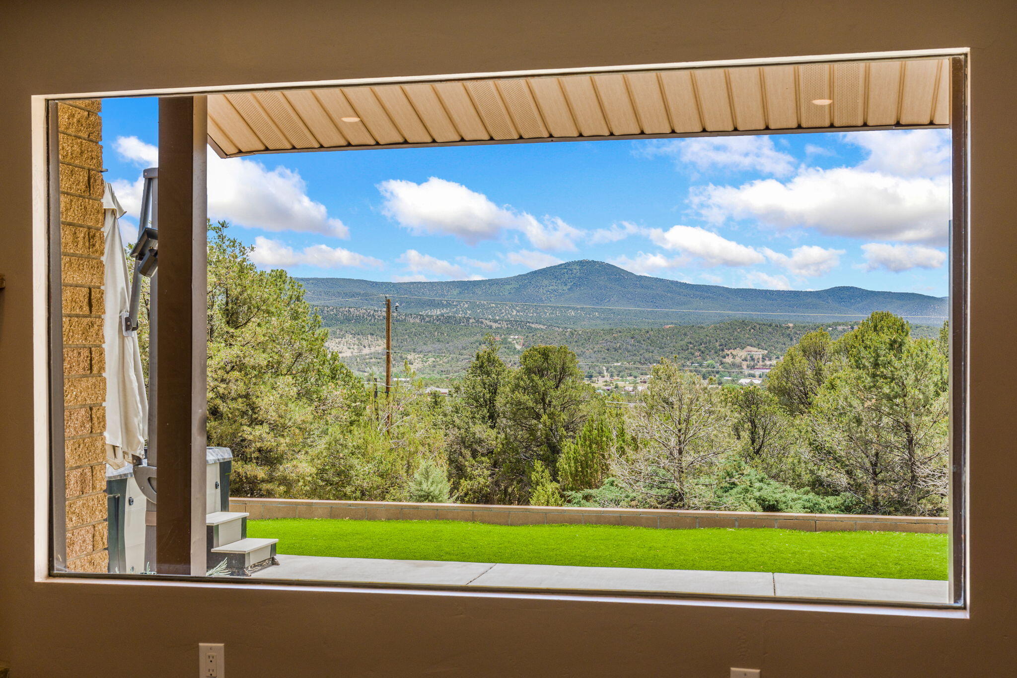 111 Rincon Loop Road