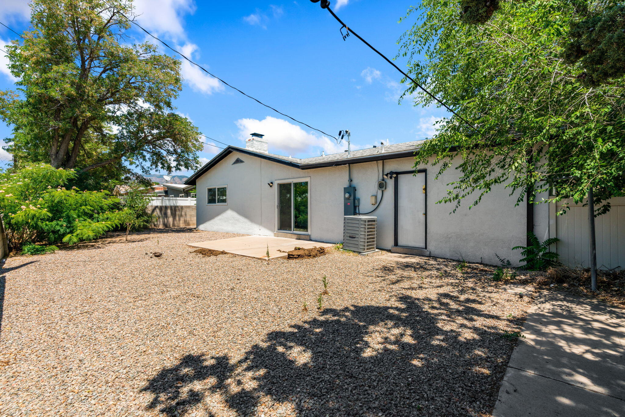 1409 Dorothy Street NE