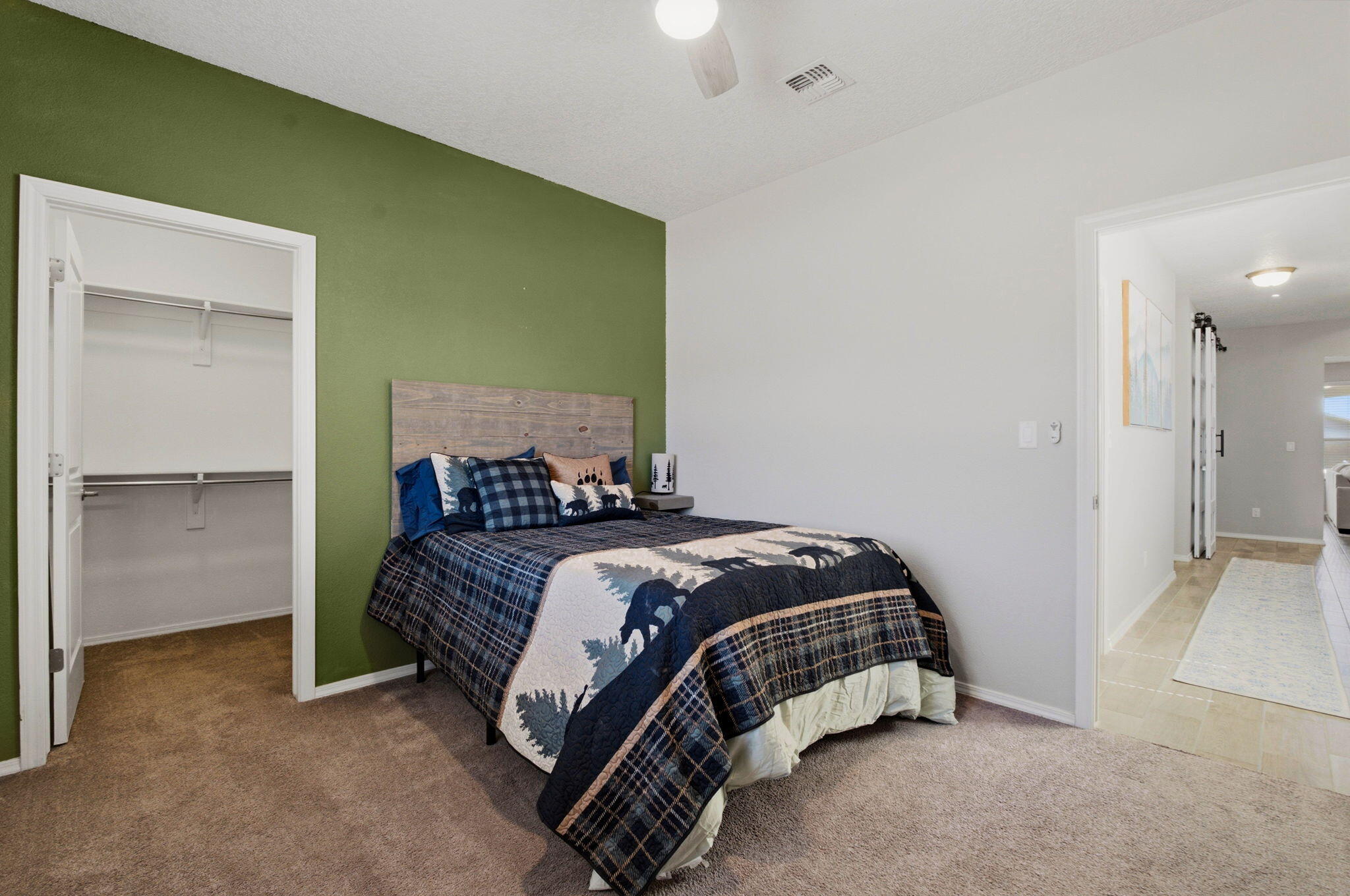 7029 Cleary Loop NE