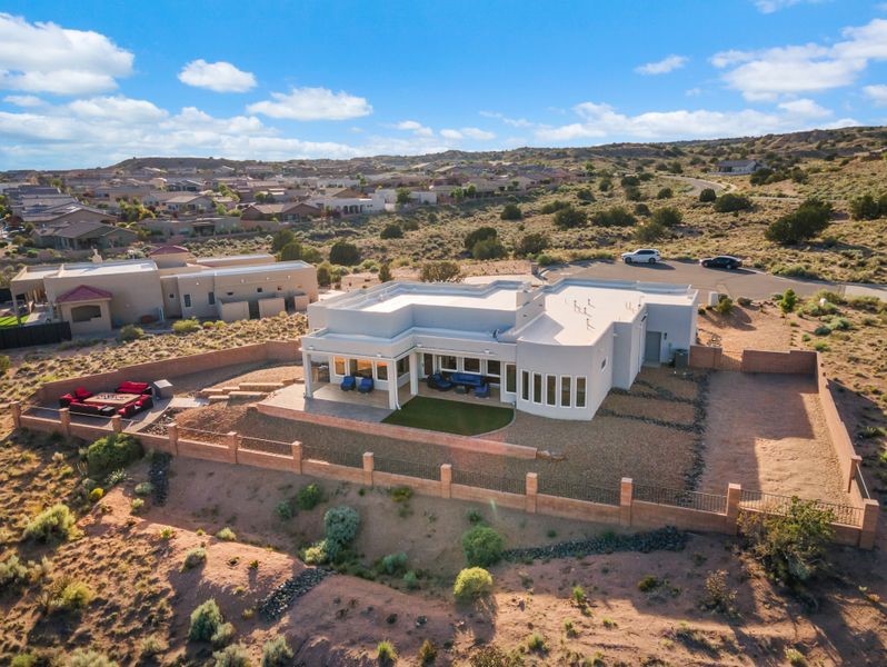 2324 Venada Road