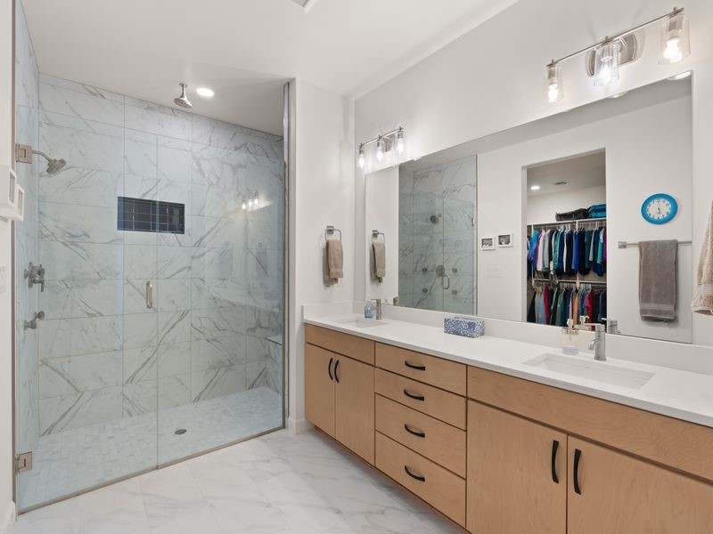 2324 Venada Road