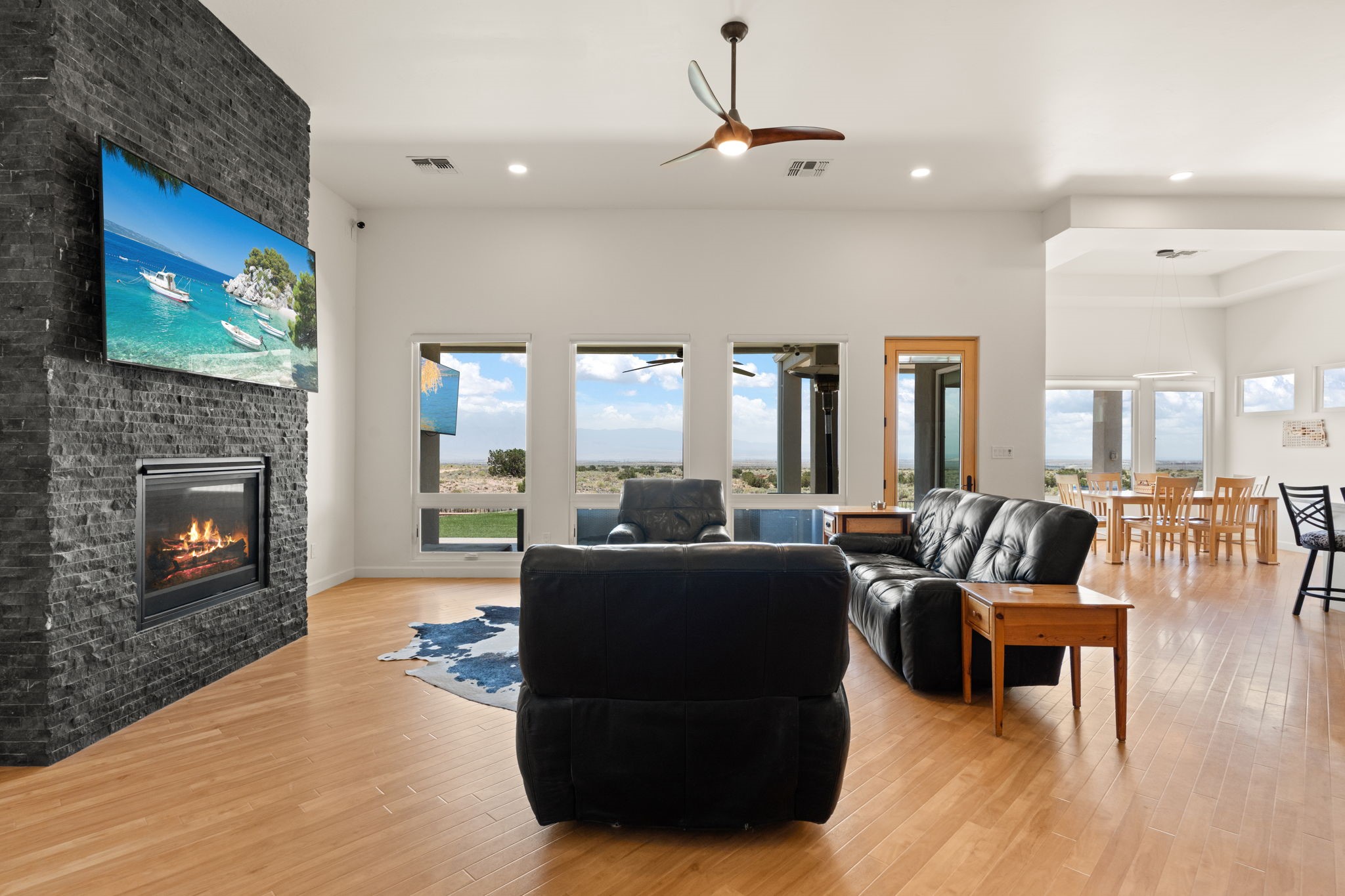 2324 Venada Road